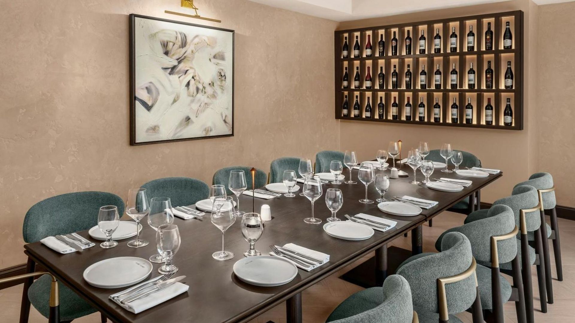 Hotel Four Points By Sheraton Manhattan Soho Village 3*