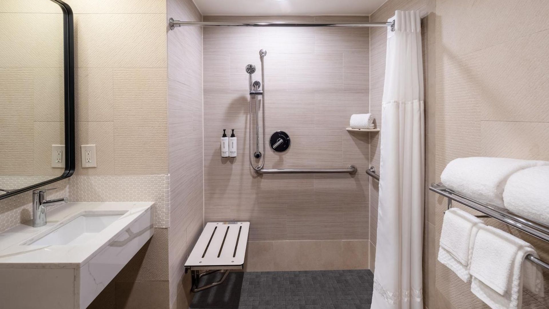 Voco Times Square South By Ihg 4*
