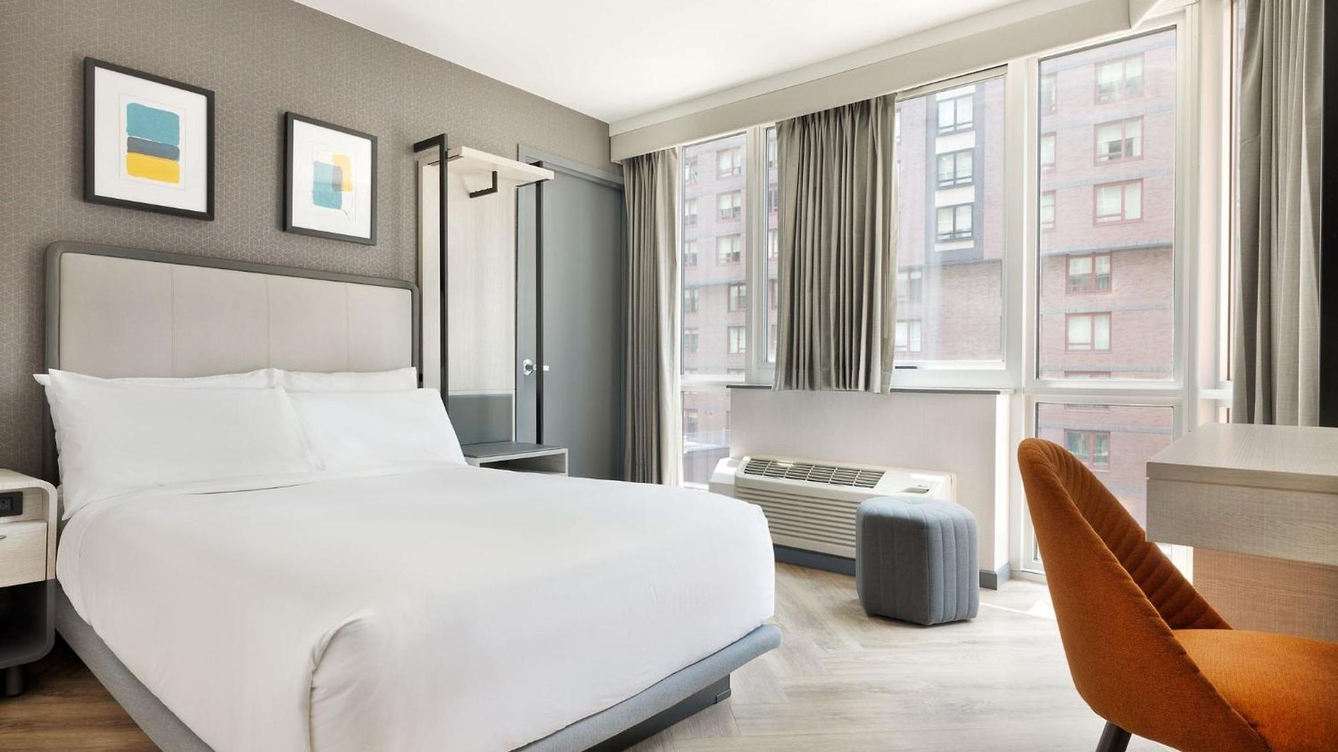 Hotel Voco Times Square South By Ihg 4*