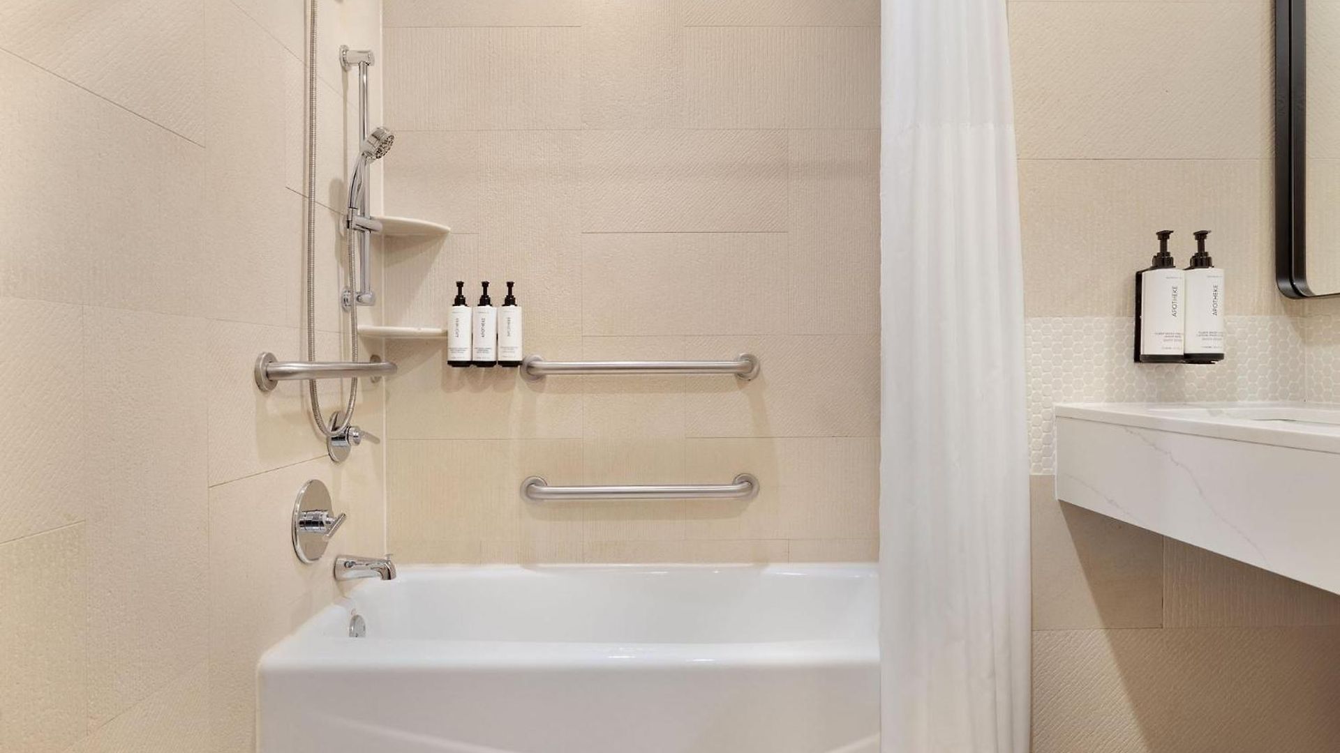 Hotel Voco Times Square South By Ihg 4*