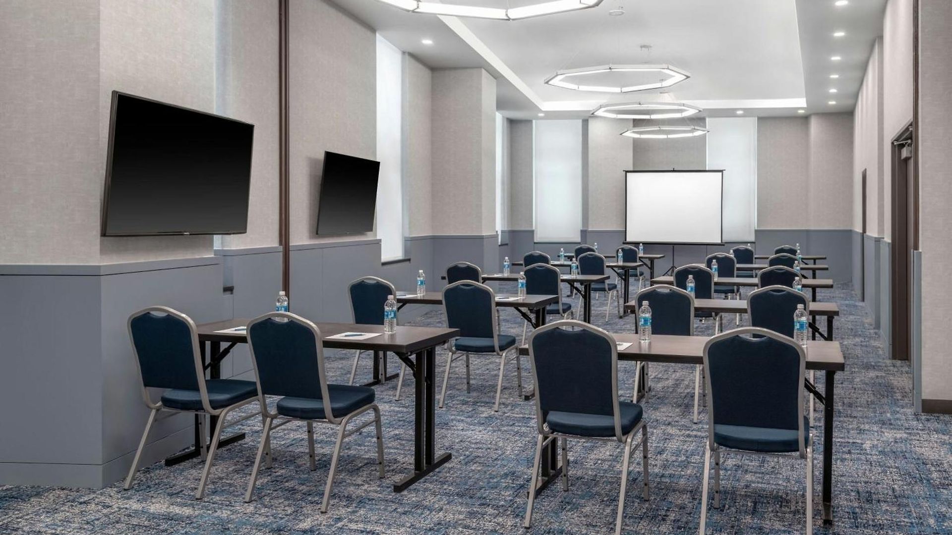 Four Points By Sheraton Downtown New York