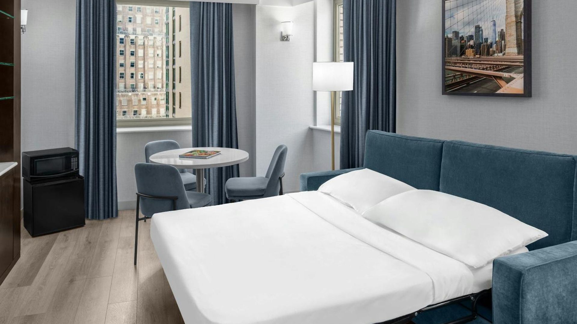 Four Points By Sheraton Downtown Hotel