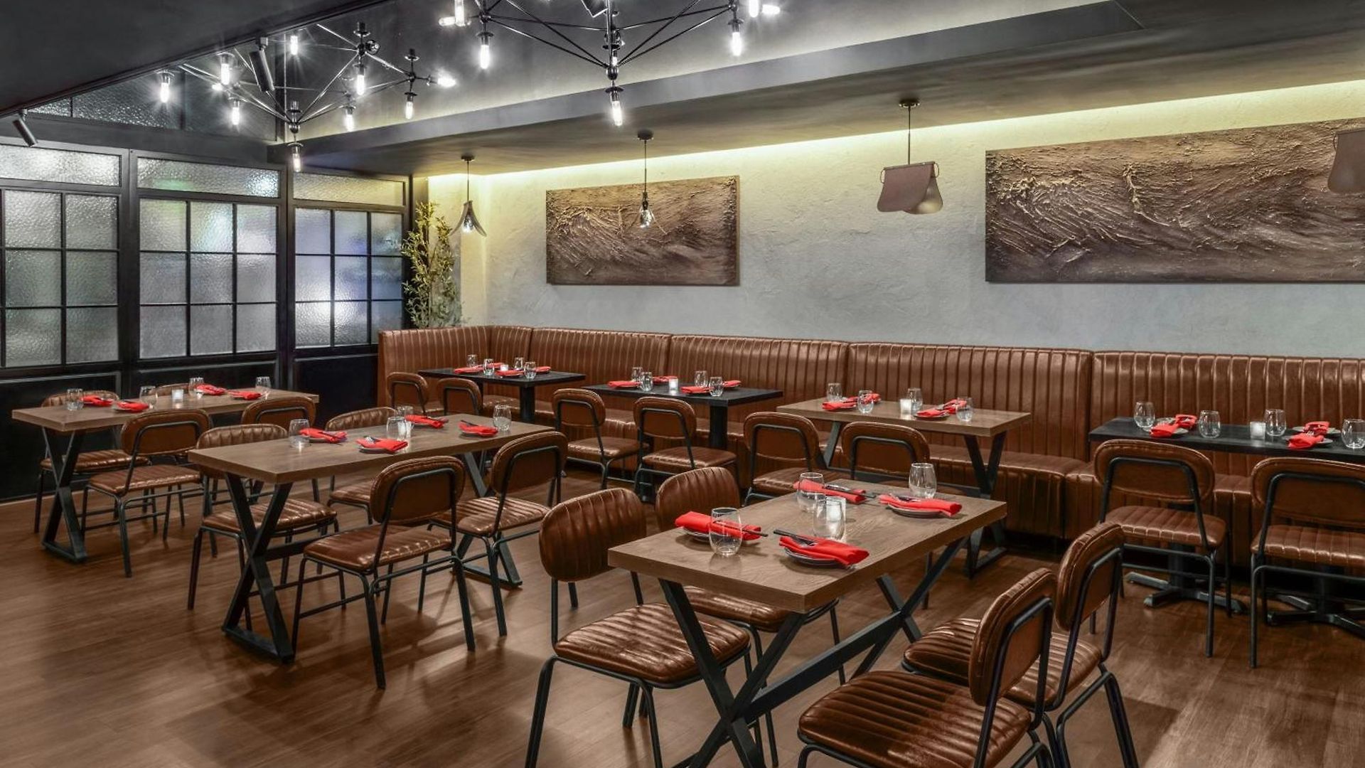 Four Points By Sheraton Downtown Hotel 3*