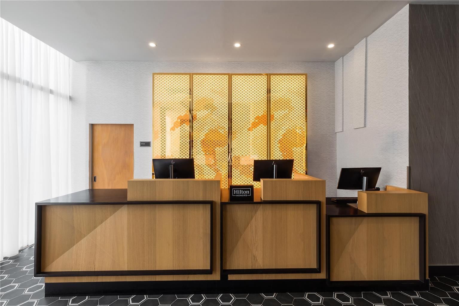 Hotel Doubletree By Hilton Long Island City, Ny