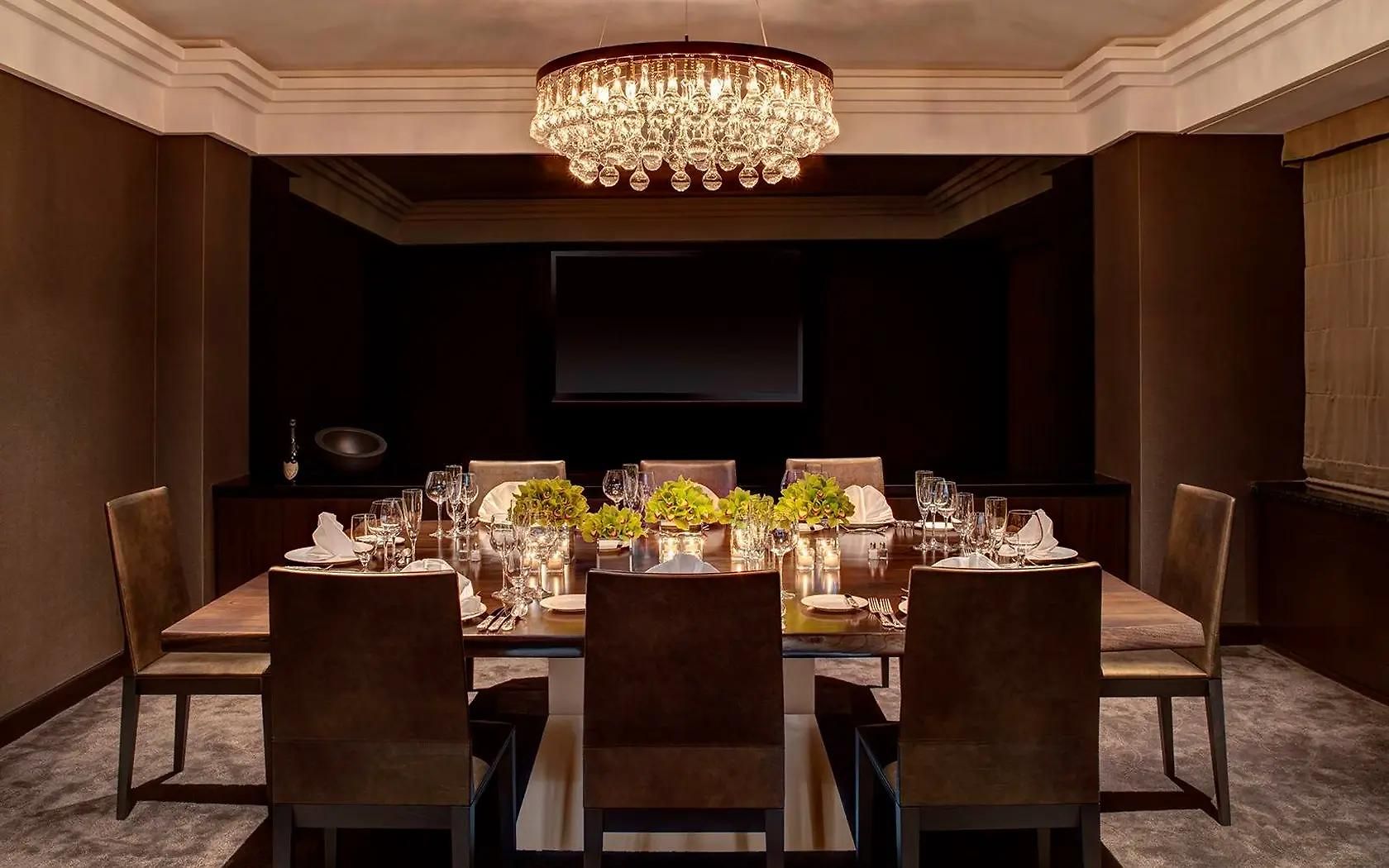 Lotte Palace Hotel