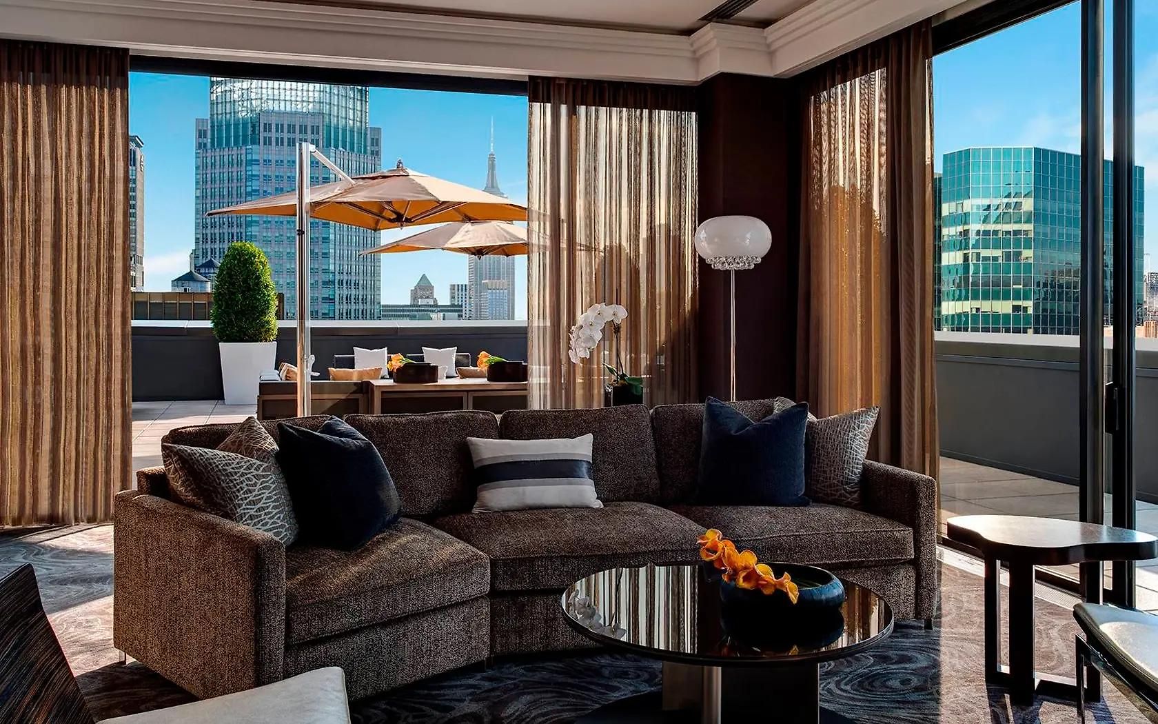 Lotte Palace Hotel
