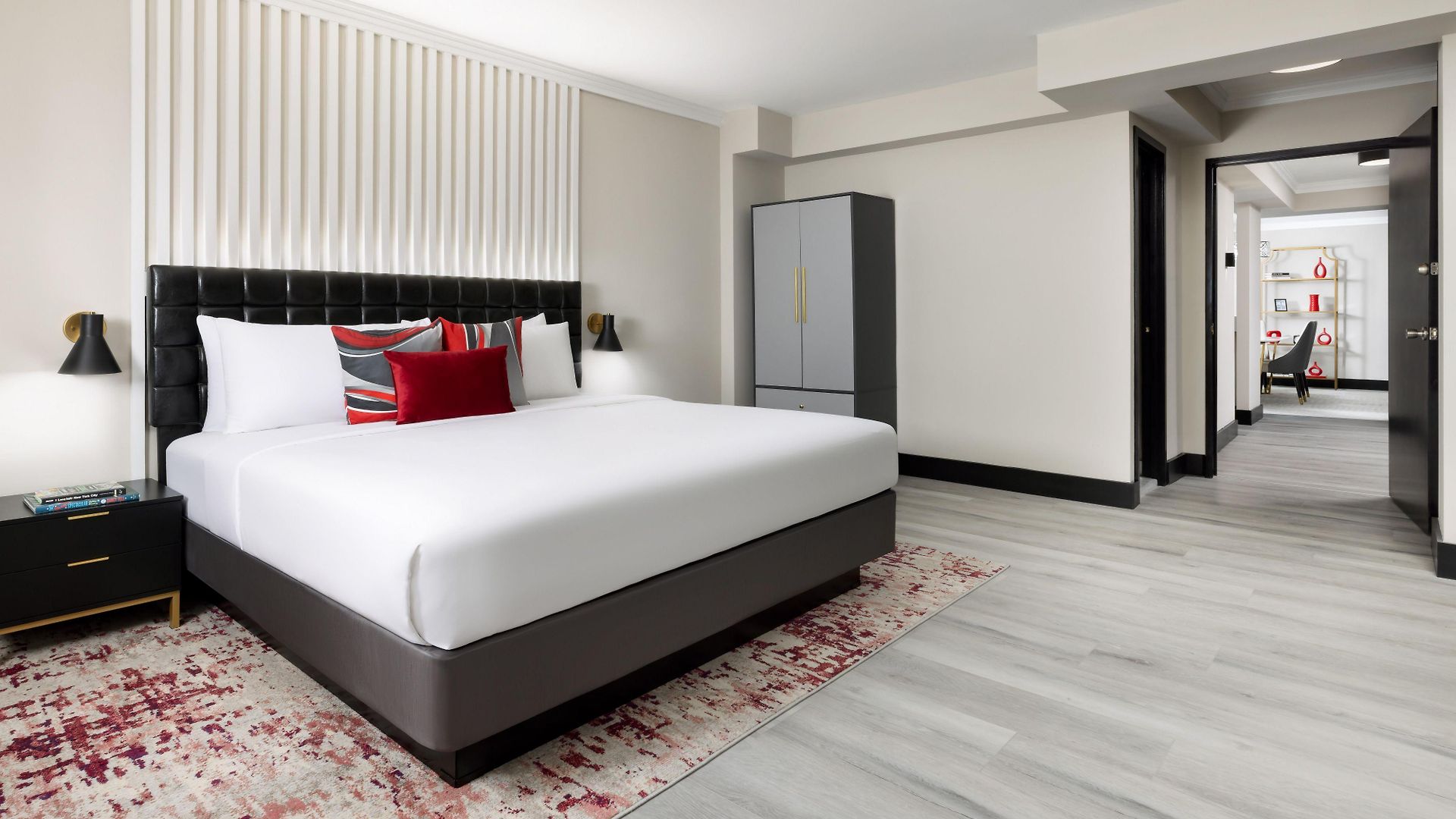 The Manhattan At Times Square Hotel