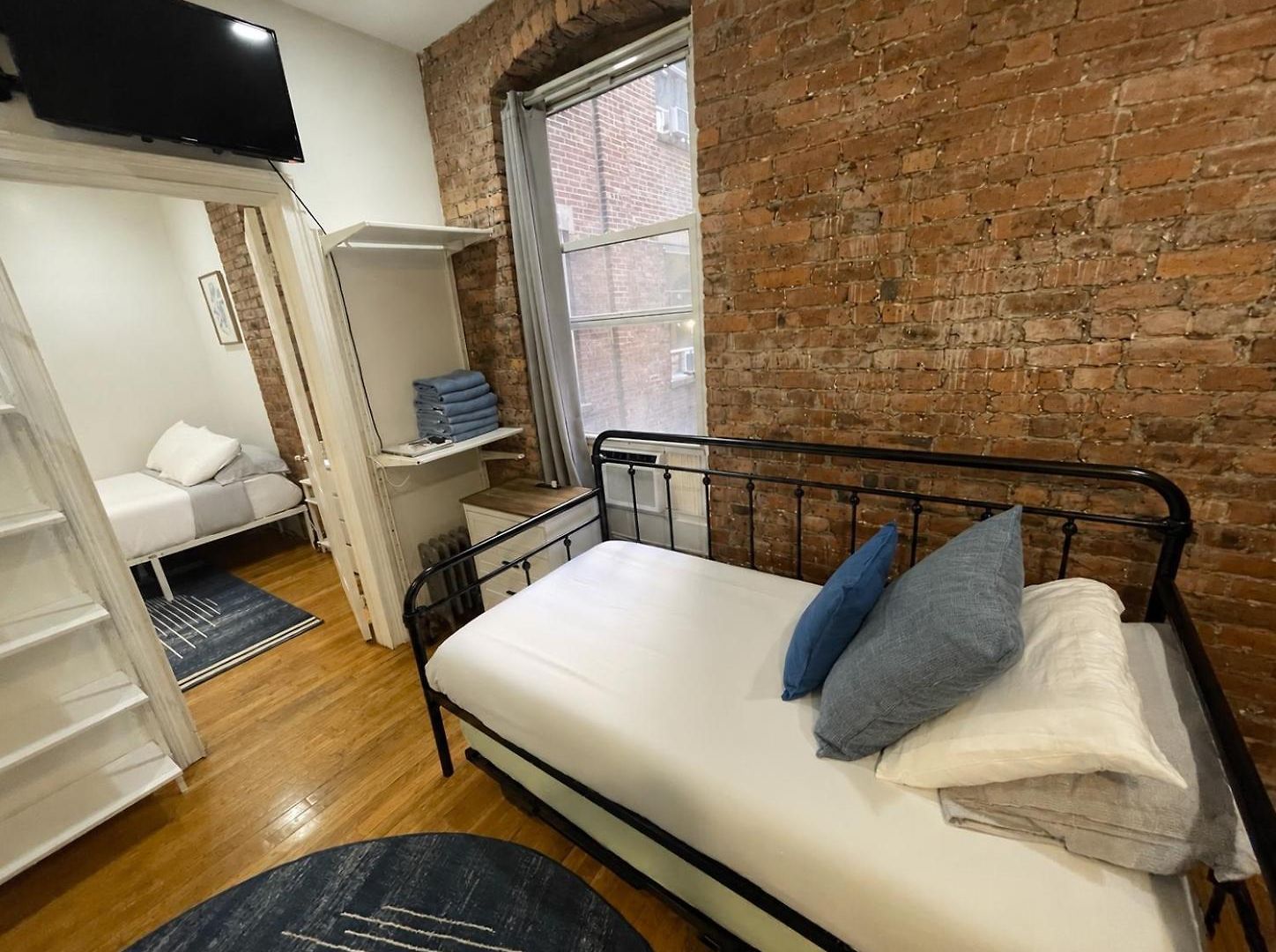Nest 1 Bedroom Kitchenette 3*
