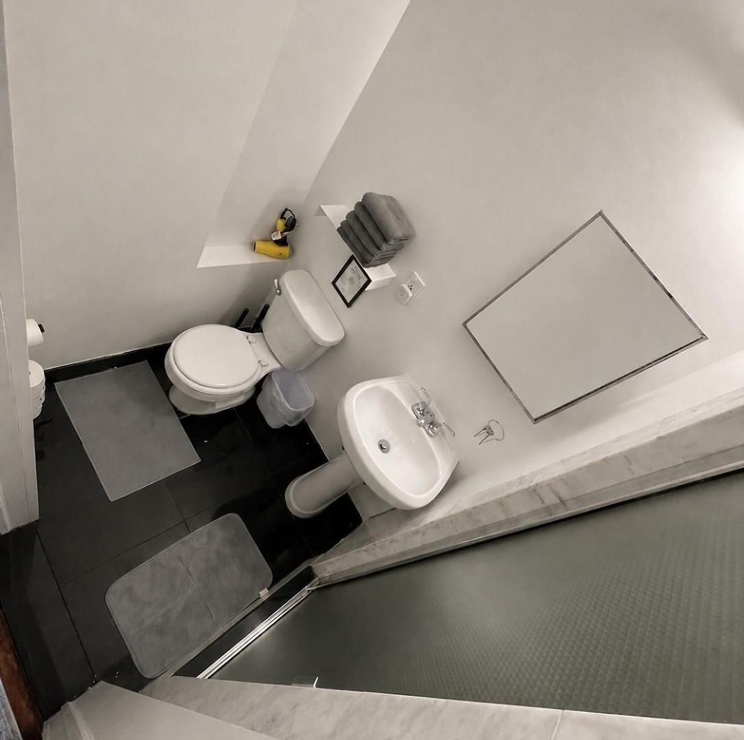 Nest 1 Bedroom Kitchenette Apartment 3*