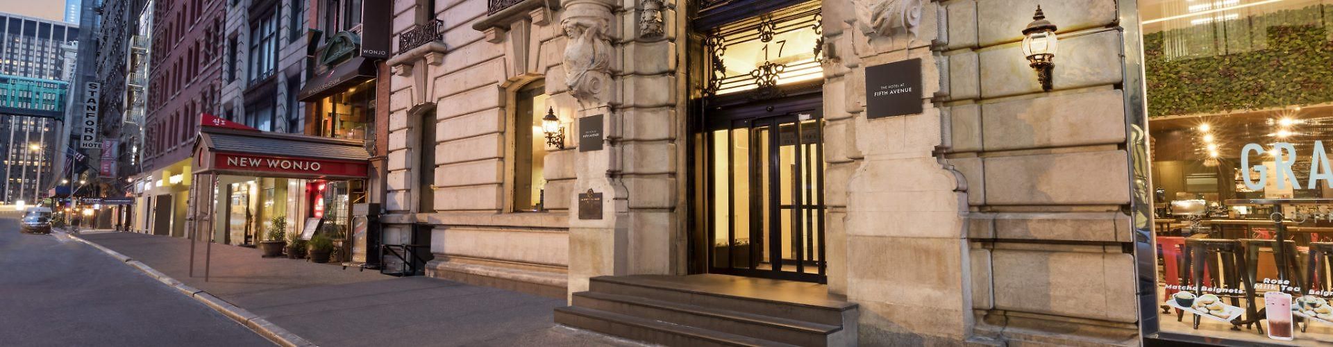 The At Fifth Avenue
