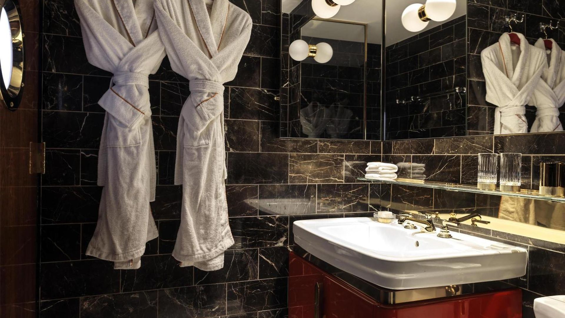 The Manner, The Unbound Collection By Hyatt