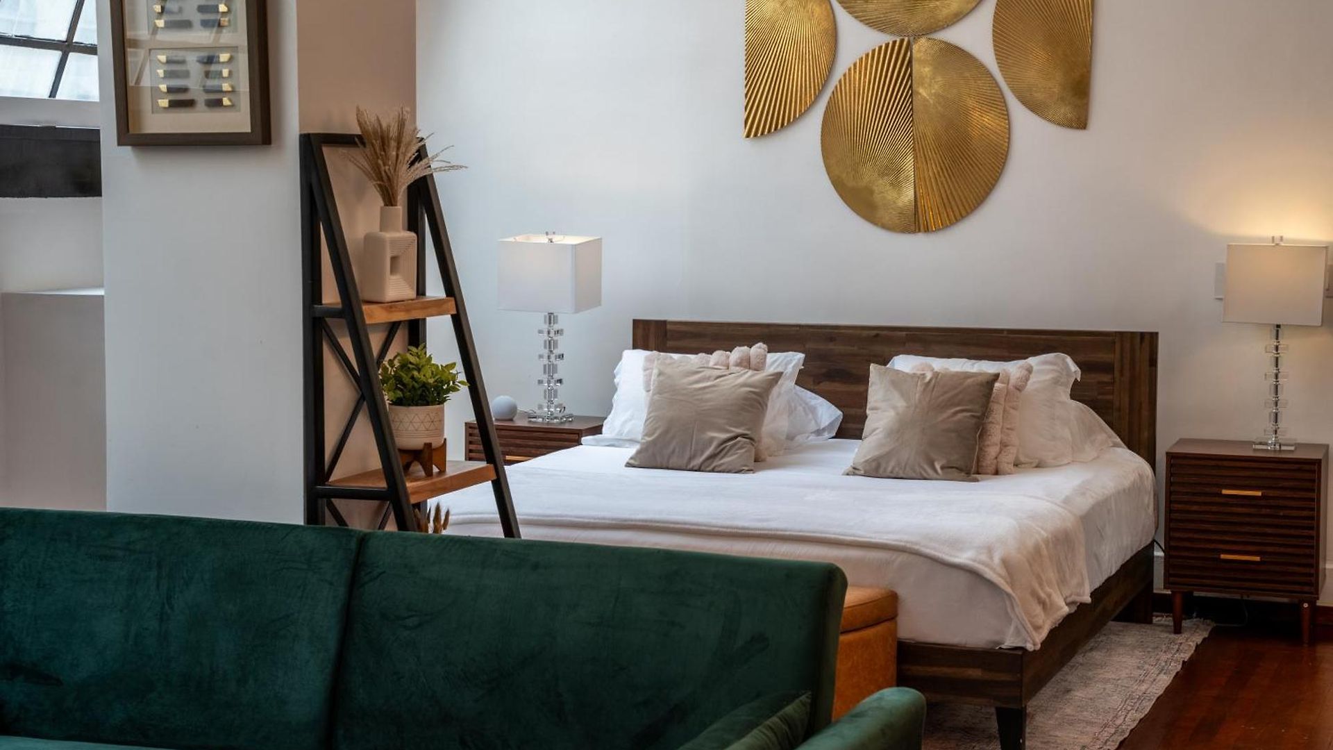 The Loft At Mansfield Hotel