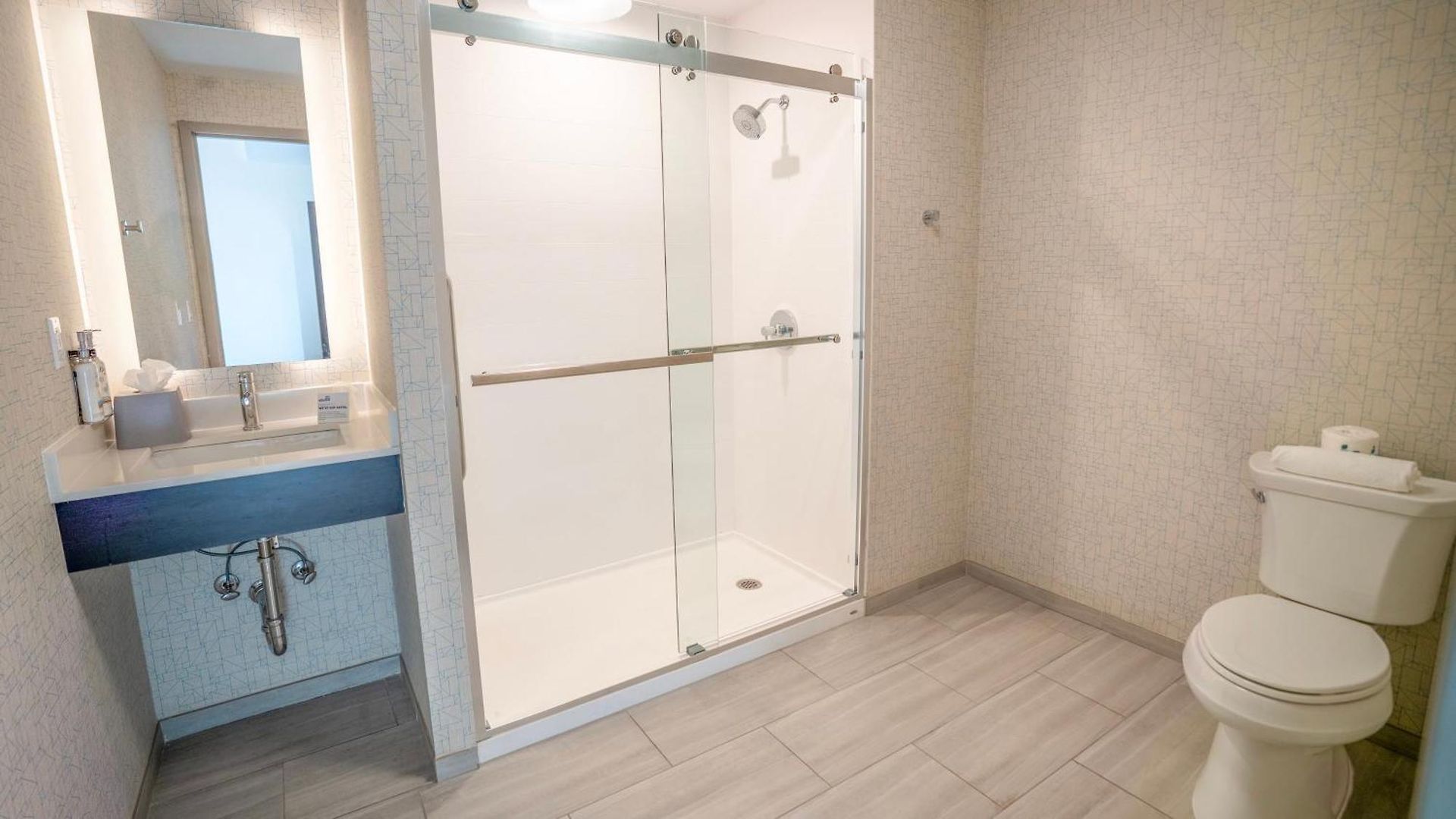 Hotel Express Long Island E - By Ihg 3*