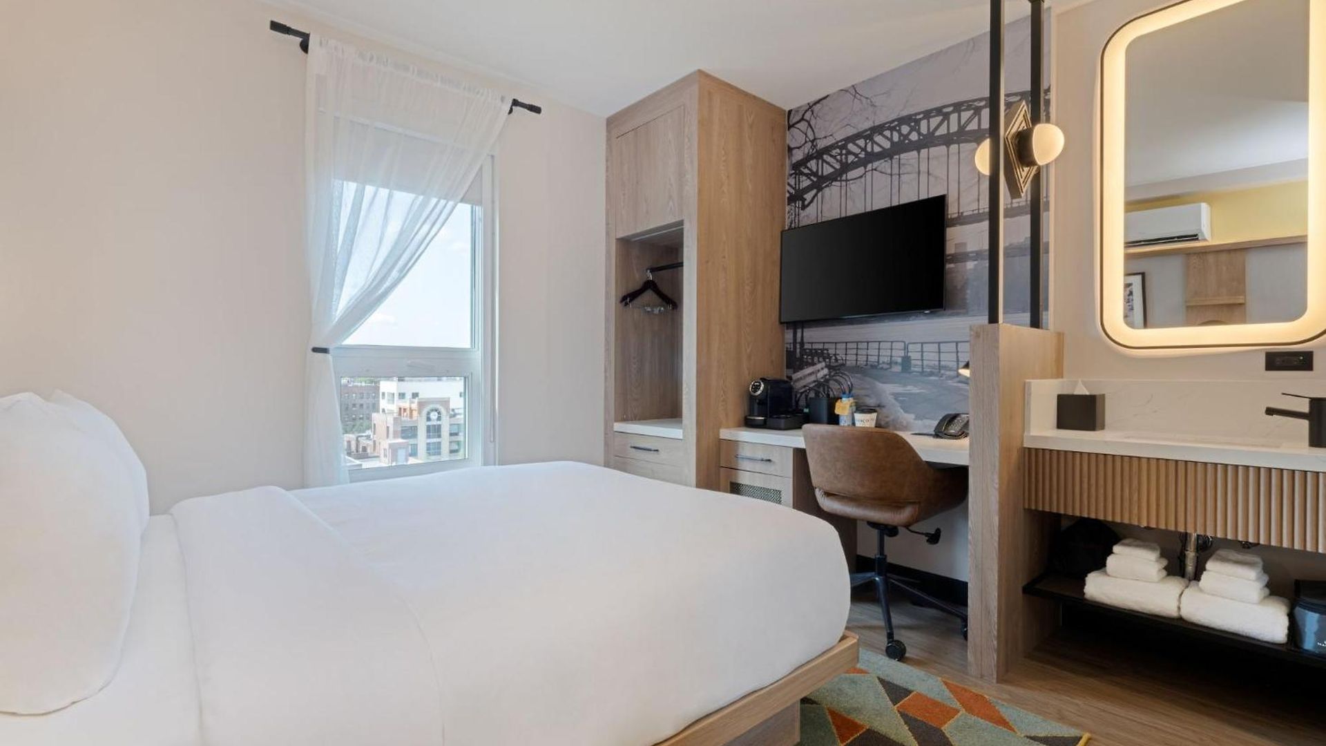 Voco Astoria By Ihg 3*