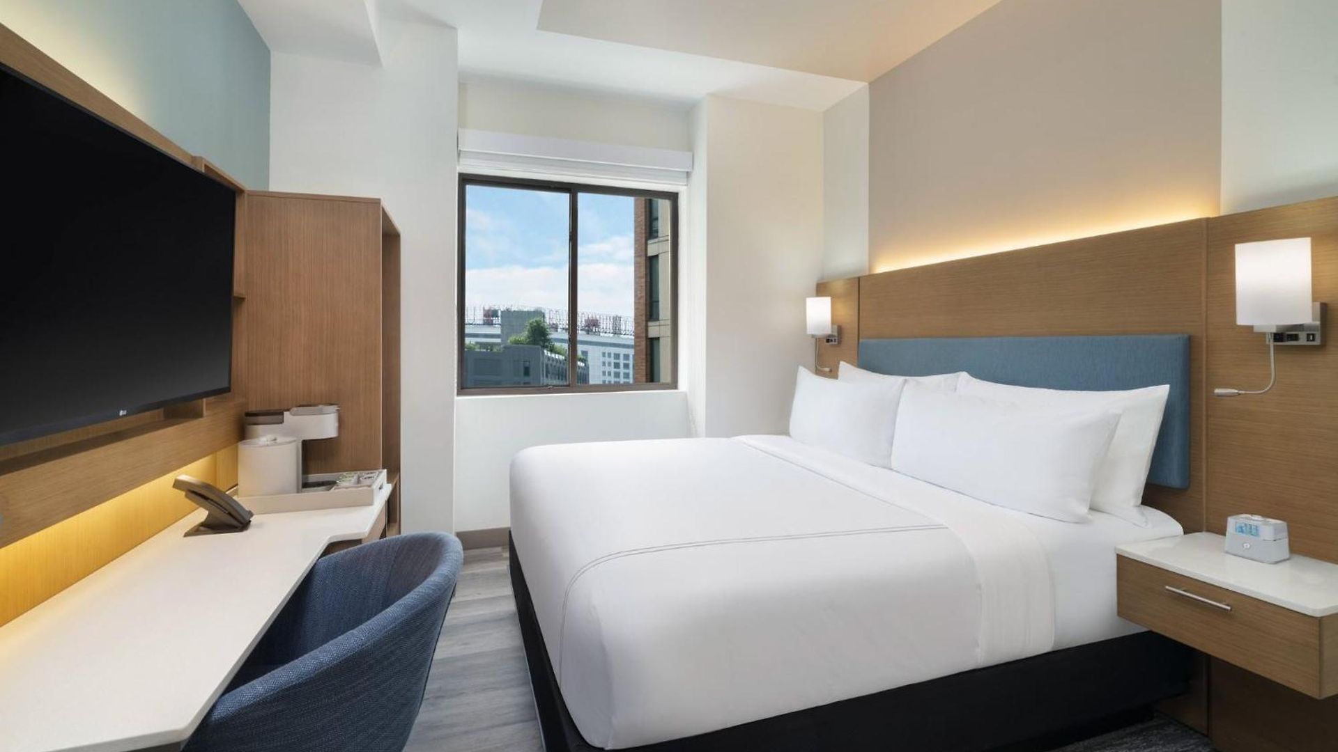 Even Long Island - By Ihg New York