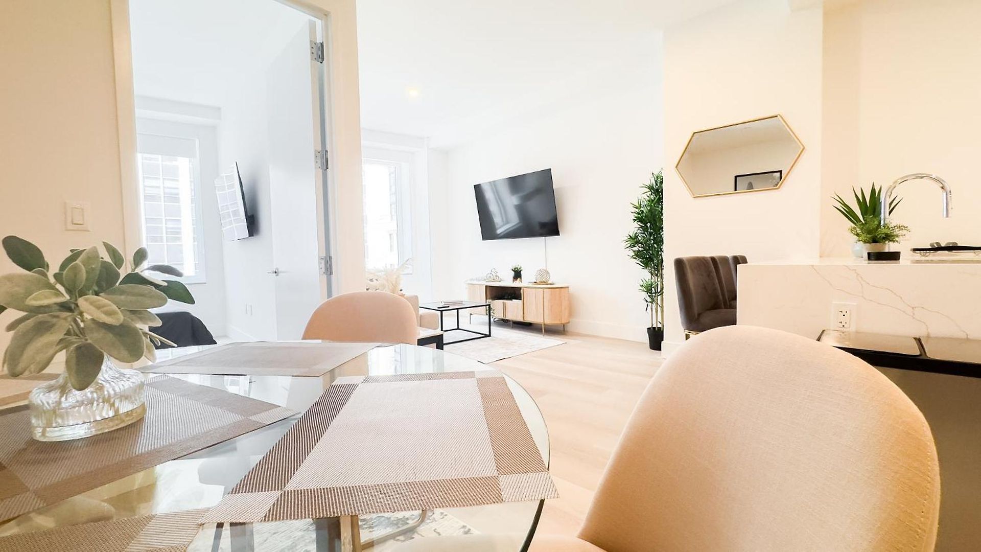 Stylish 3br Luxury Retreat In The Heart Of Fidi