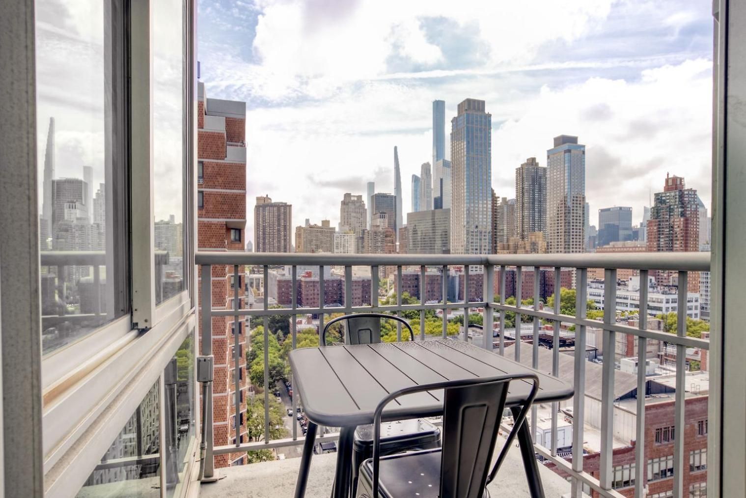 Apartment Uws 2br W Doorman Gym Nr Park Nyc-950