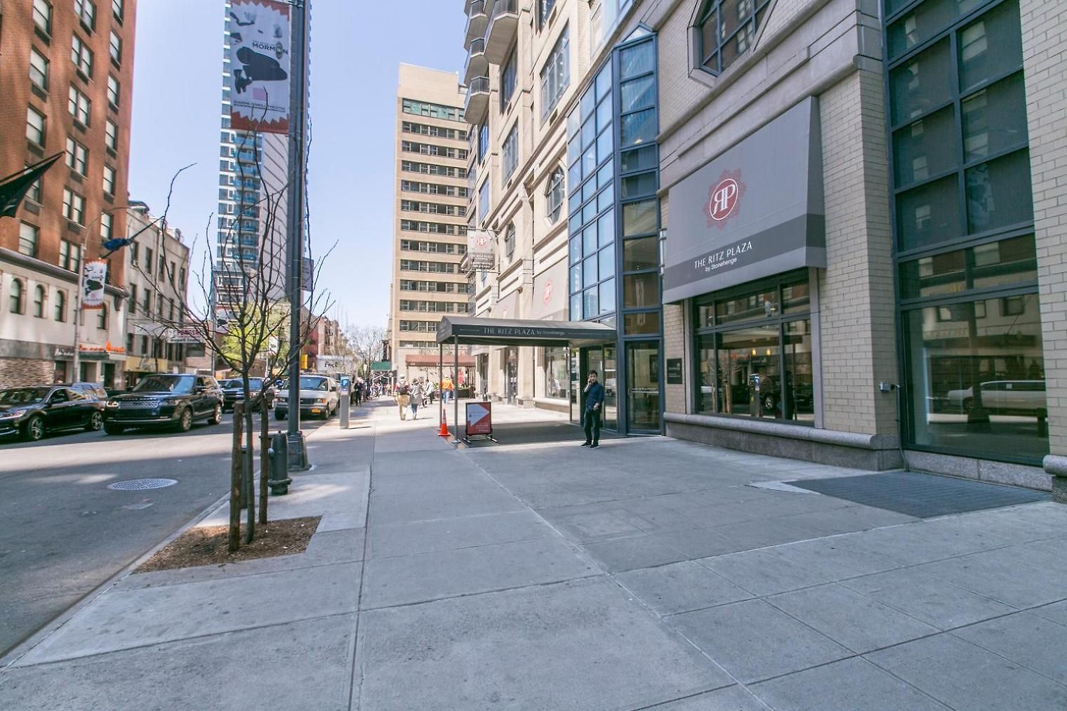 Apartment Midtown 2br W Gym Doorman Nr Theater District Nyc-1226
