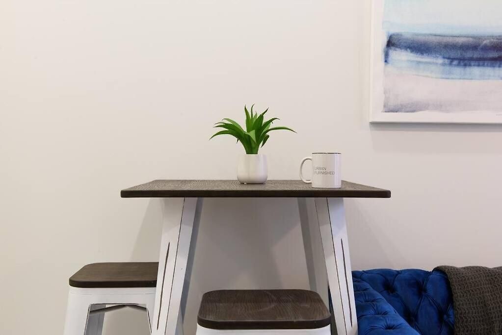 Apartment 240 East