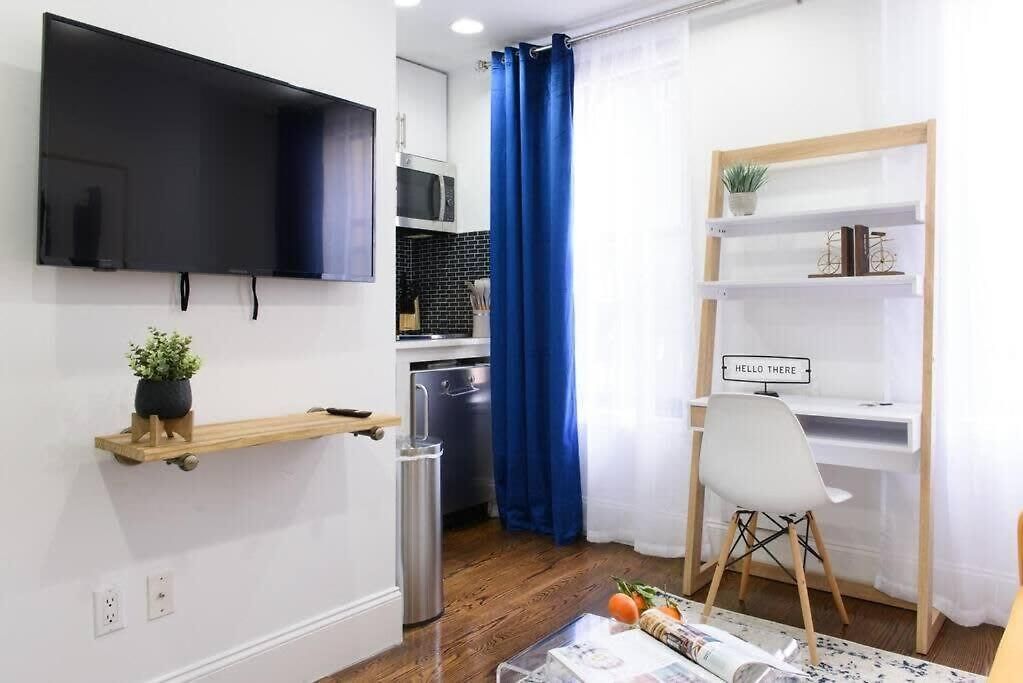 69 Les Apartment New York