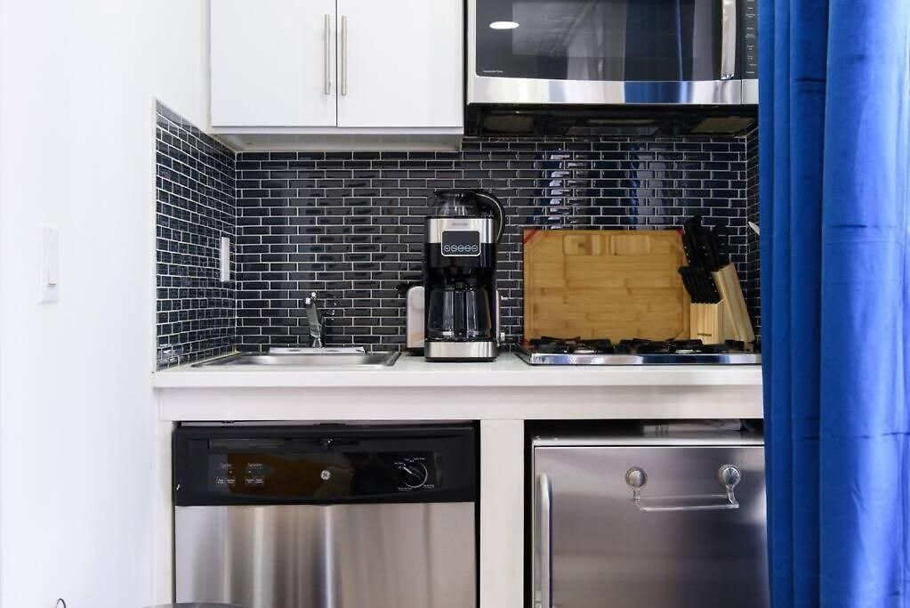 69 Les Apartment New York