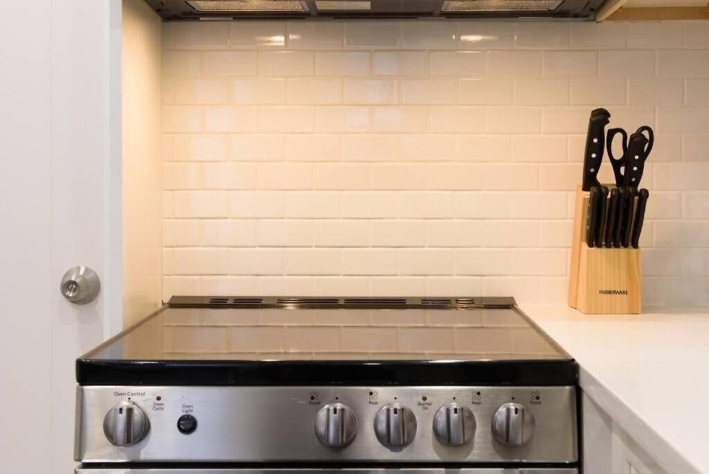 Apartment 240 East New York