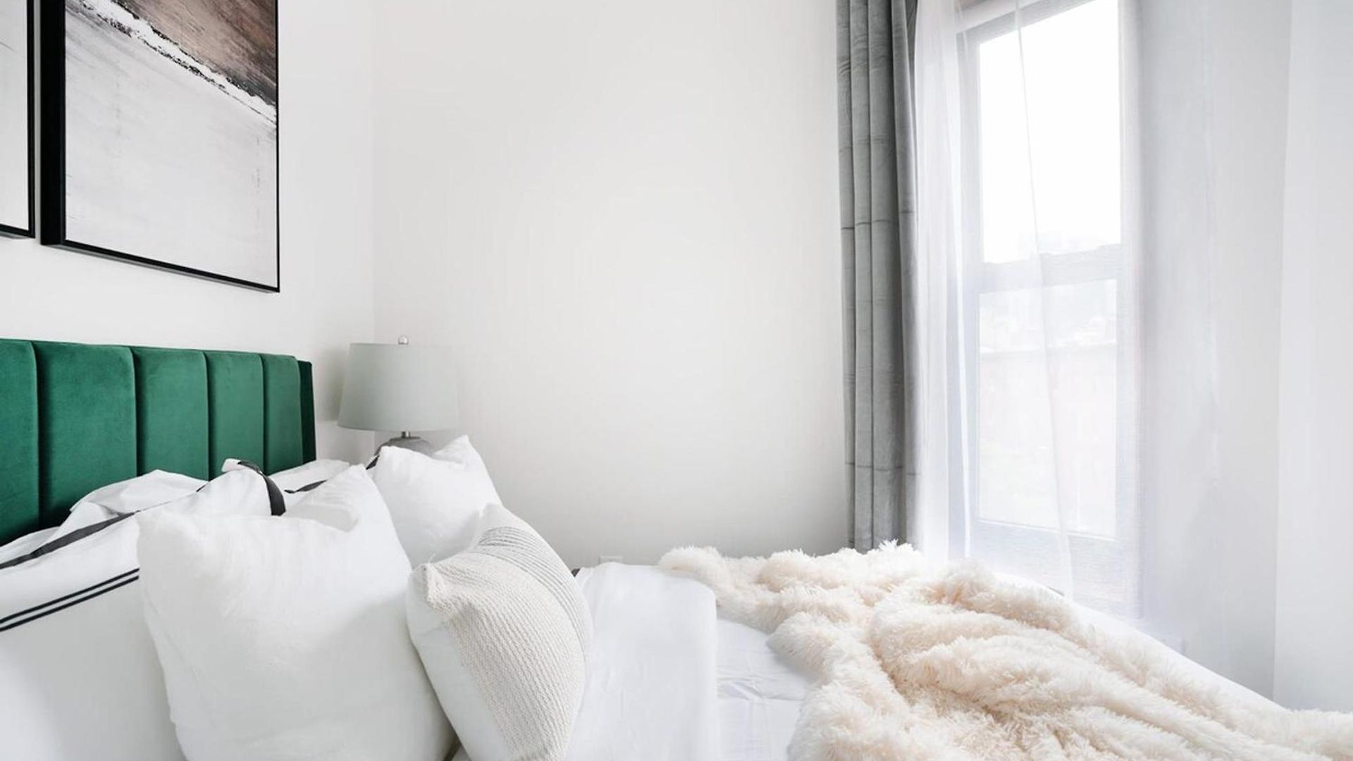 Apartment 48 Midtown West *