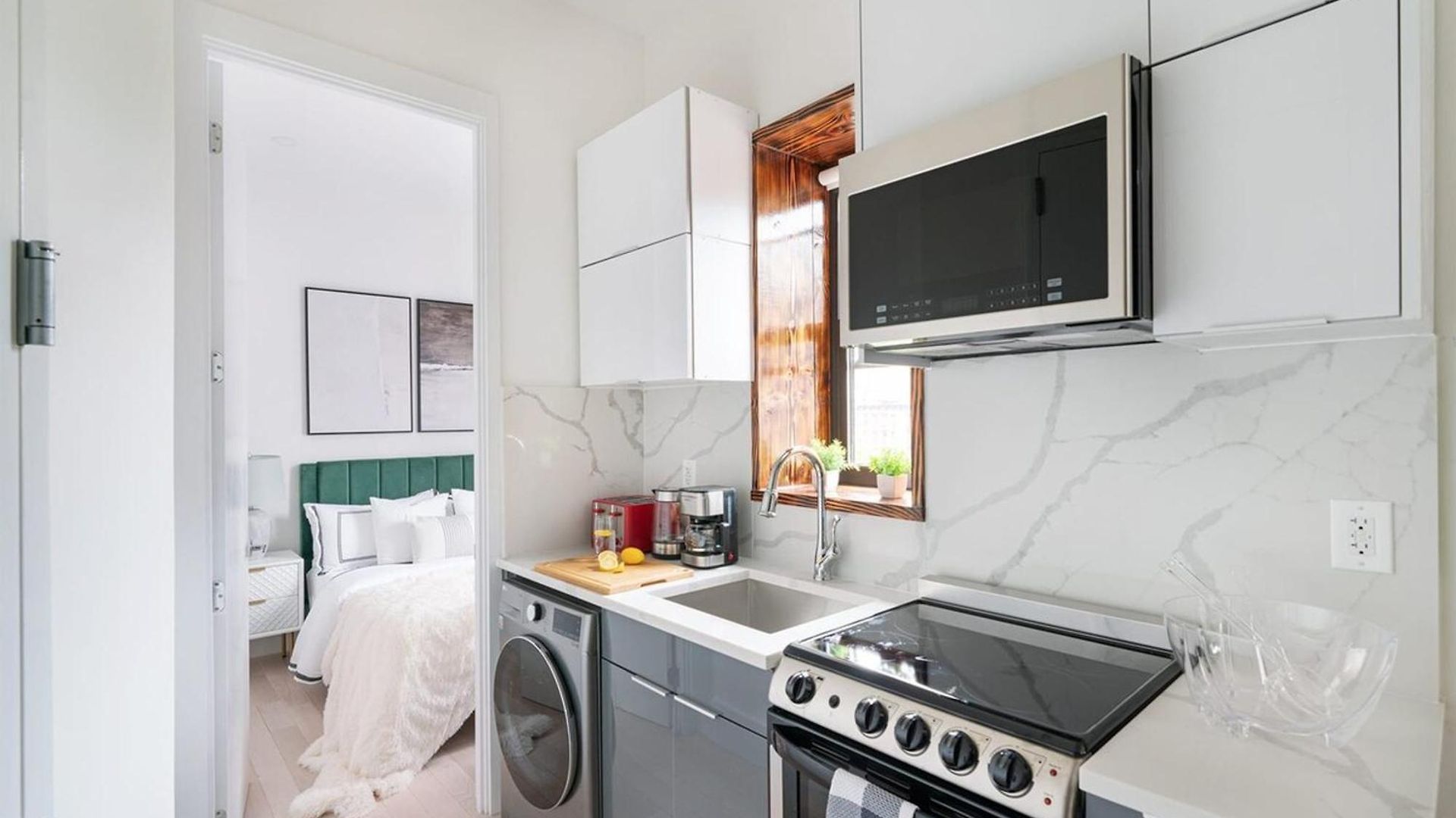 Apartment 48 Midtown West New York