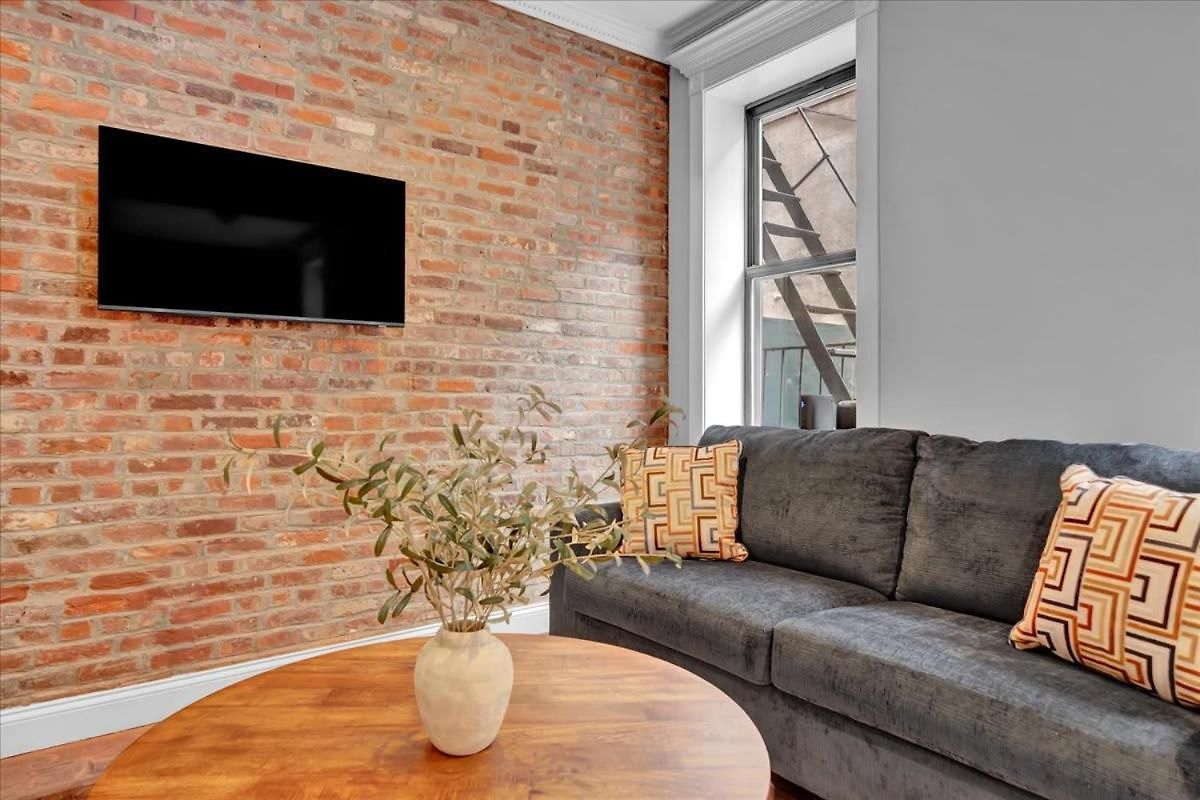 Elegant 3br-2ba In Gramercy -modern & New York