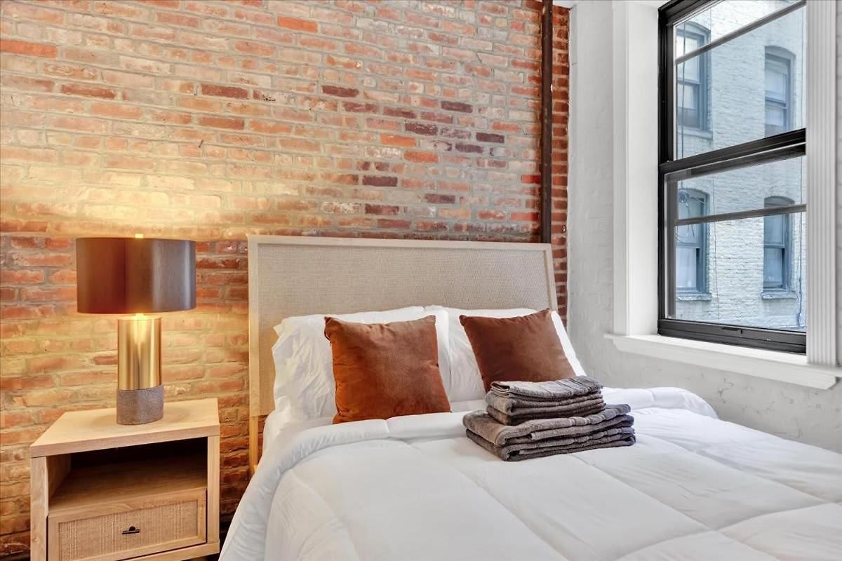 Elegant 3br-2ba In Gramercy -modern & *