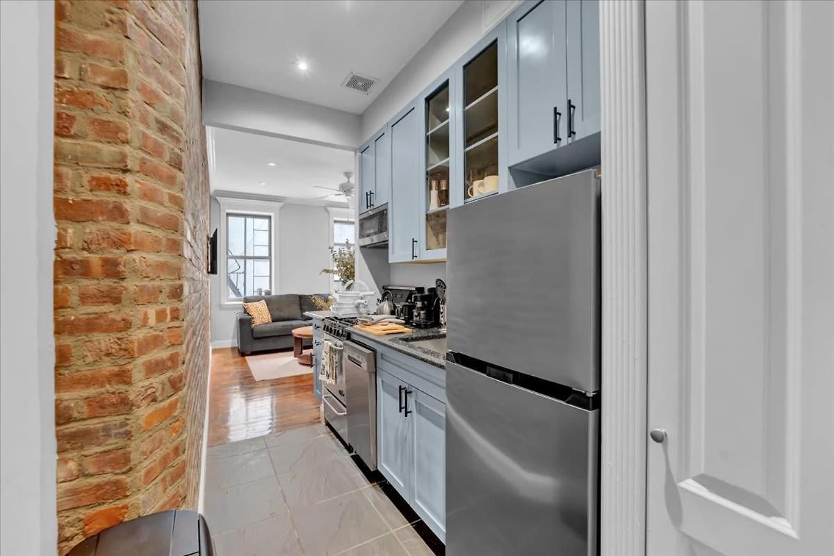 Elegant 3br-2ba In Gramercy -modern & Apartment