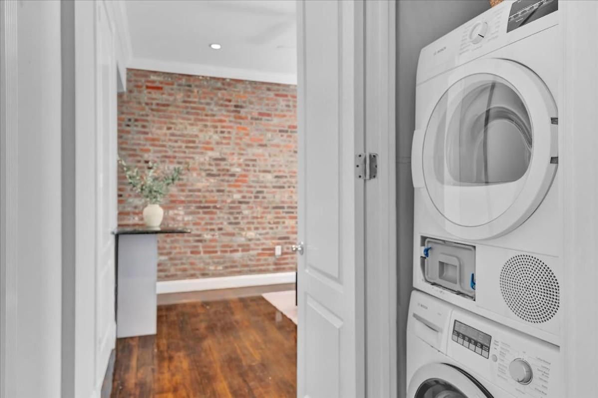 Apartment Elegant 3br-2ba In Gramercy -modern & New York