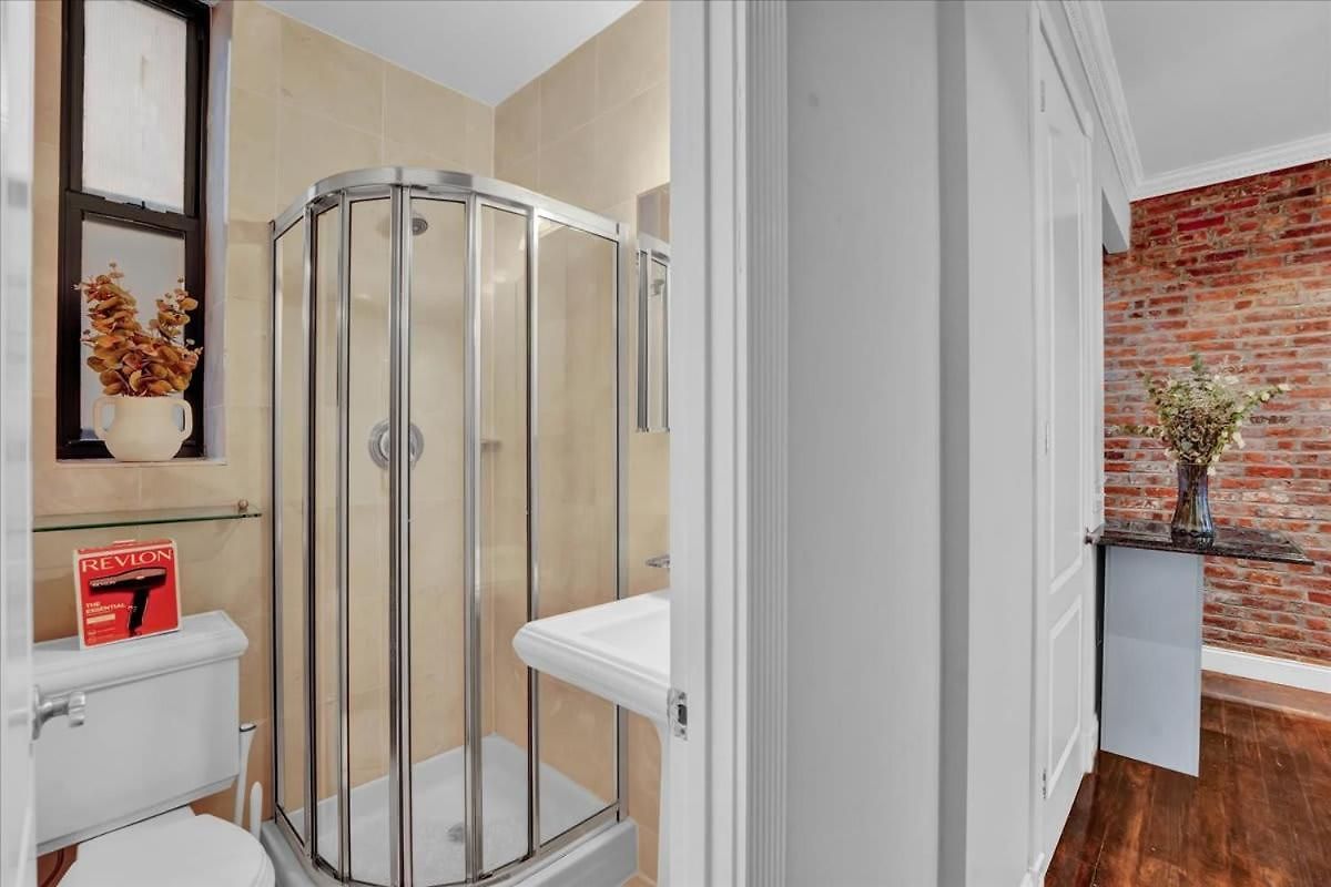 Elegant 3br-2ba In Gramercy -modern & Apartment