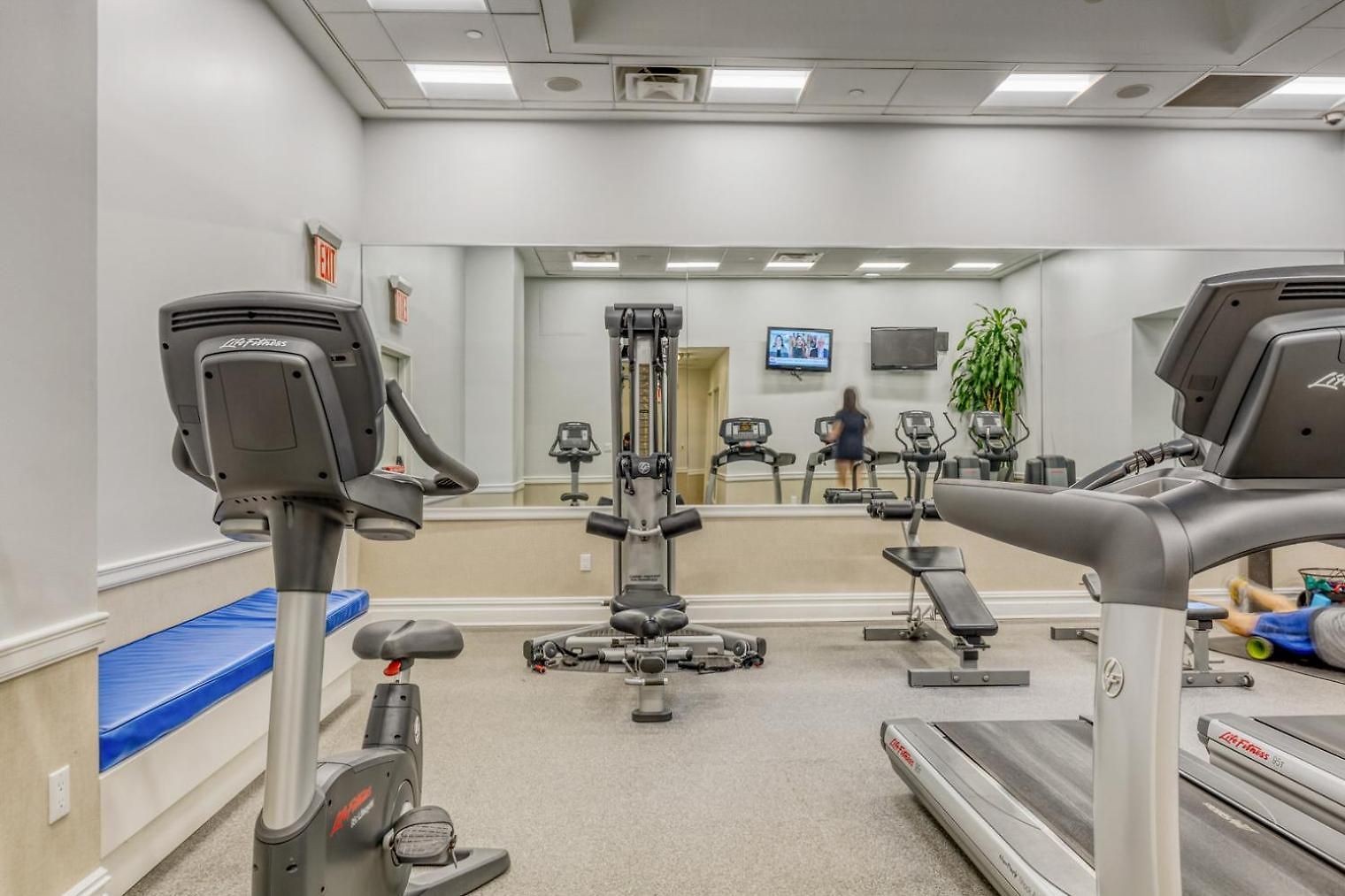 Apartment Blueground Garment District Fitness Nr Times Square Nyc-2168