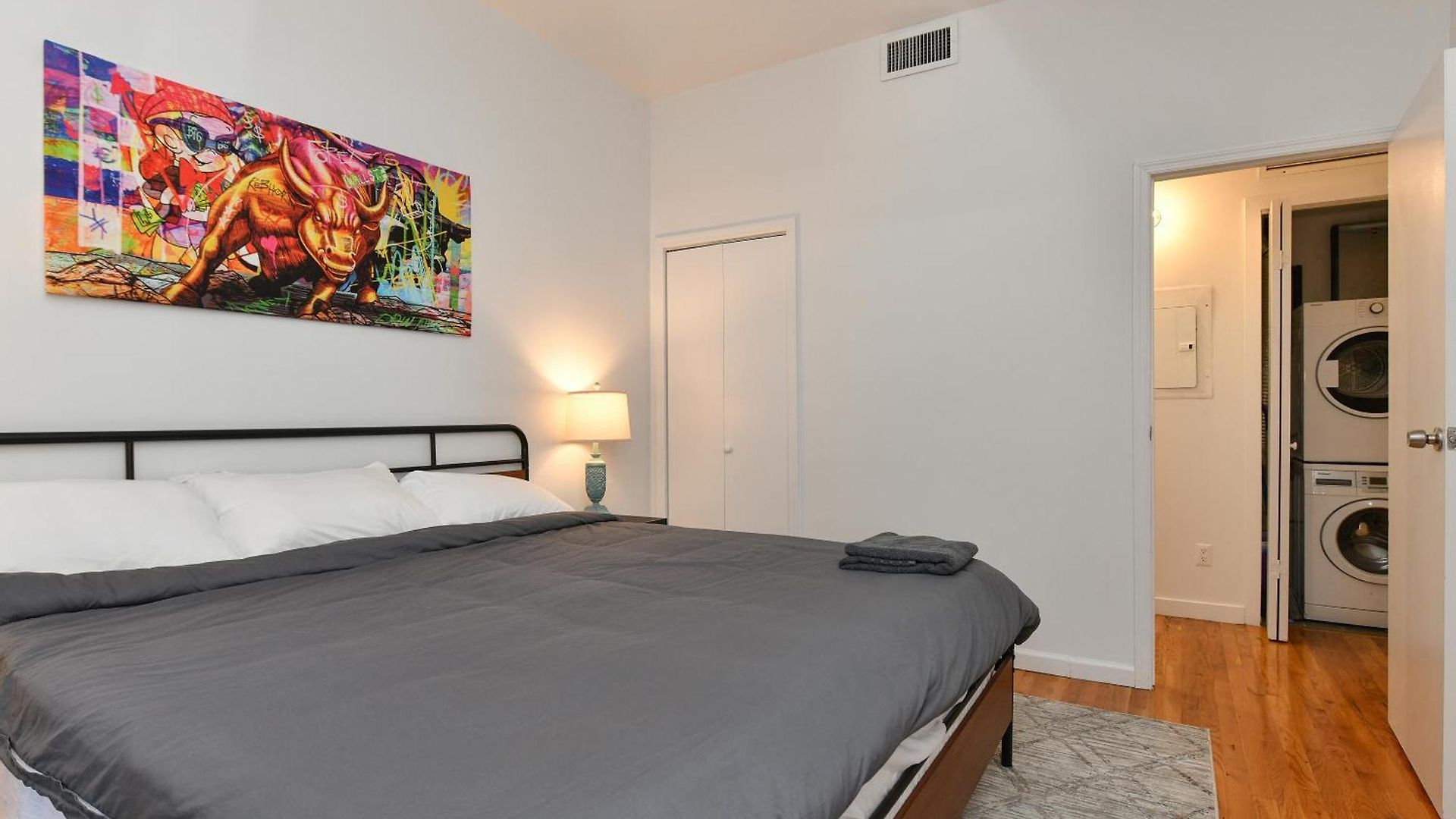 Elegant Fidi 3br - Private Elevator - Modern Luxury