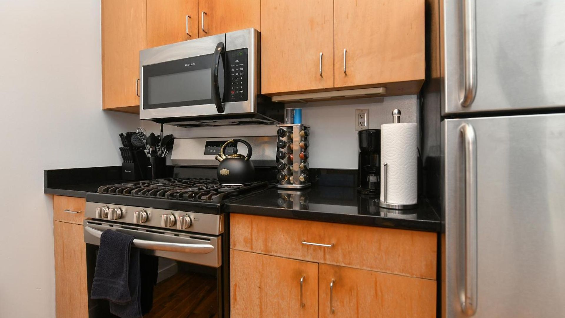 Elegant Fidi 3br - Private Elevator - Modern Luxury