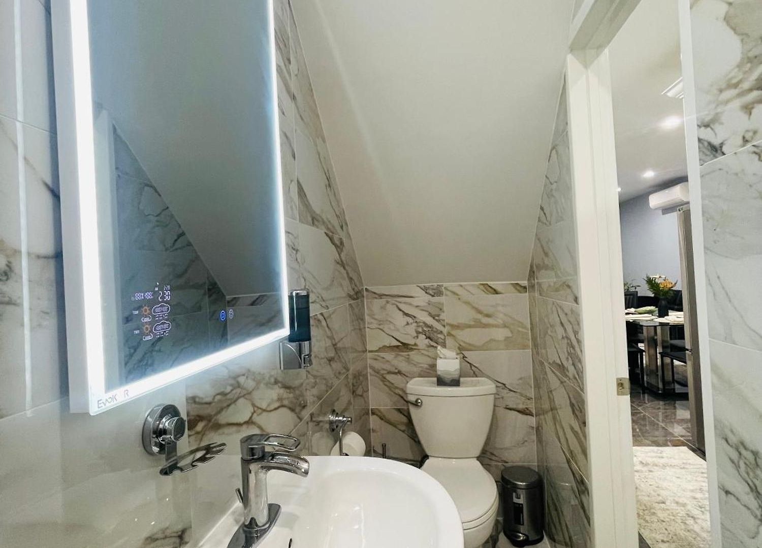 Cozy Brooklyn Dyker Heights Beautiful Guest house