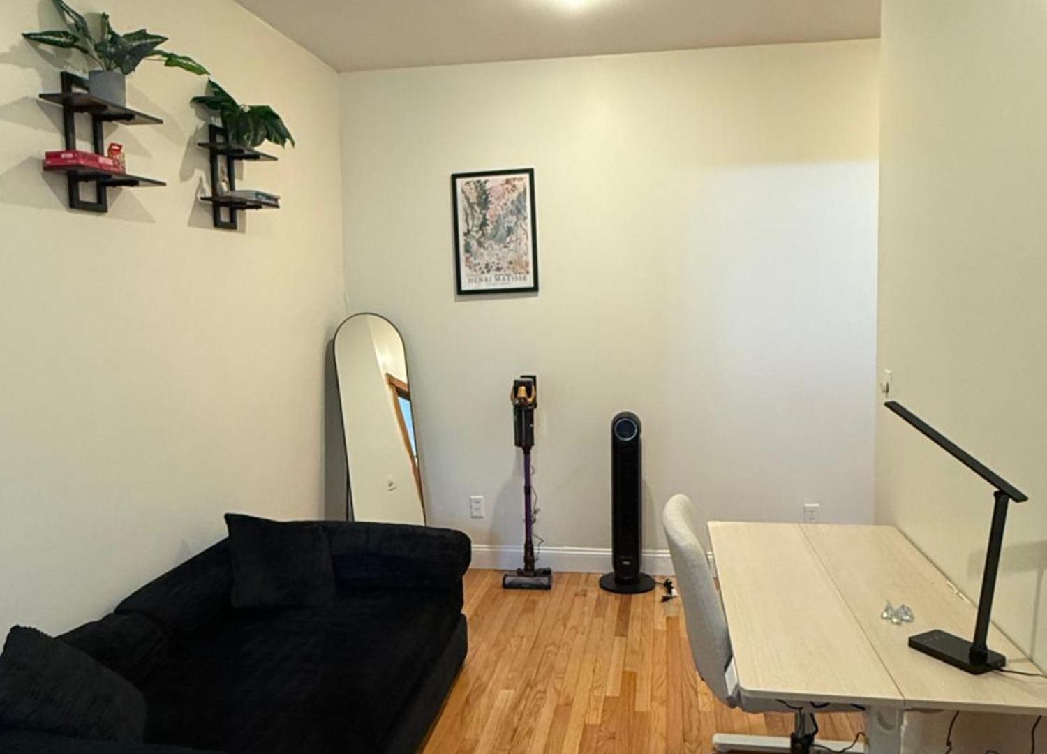 Guest house Chic Times Square 1br Entire - Private Kitchen & Bath - Hosts 4 *