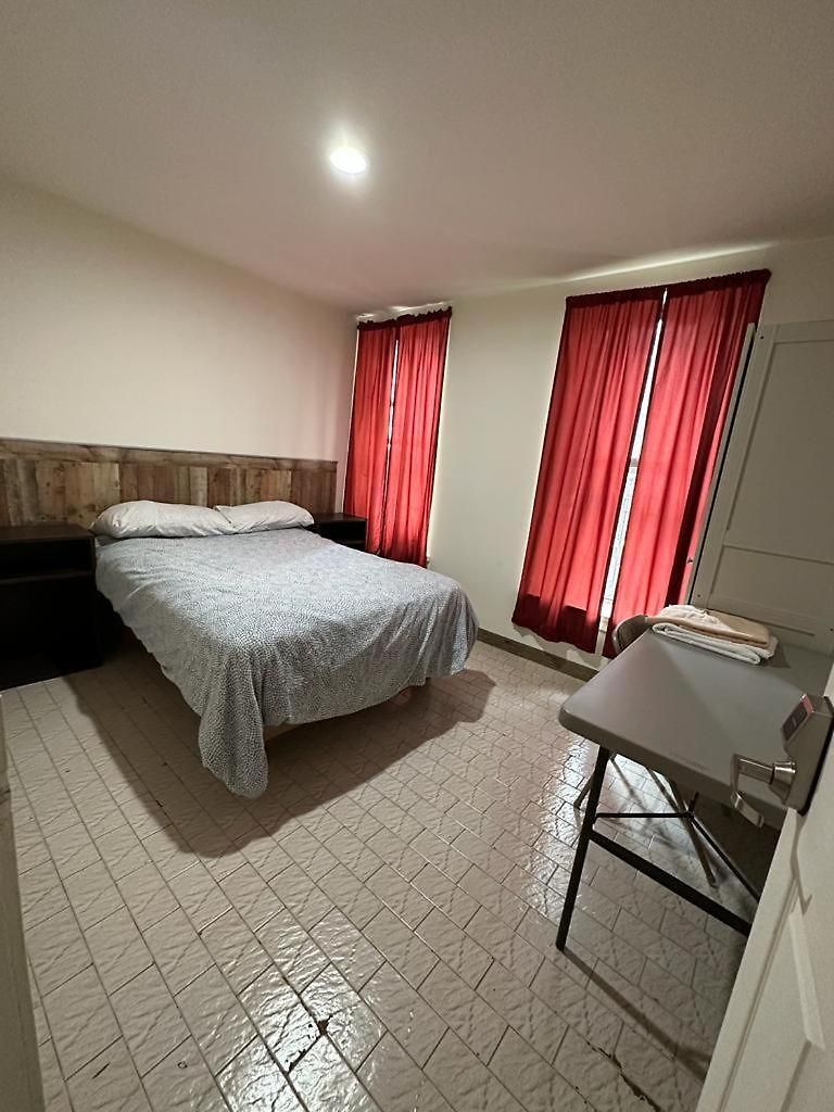 Hudson Yard Hostel *