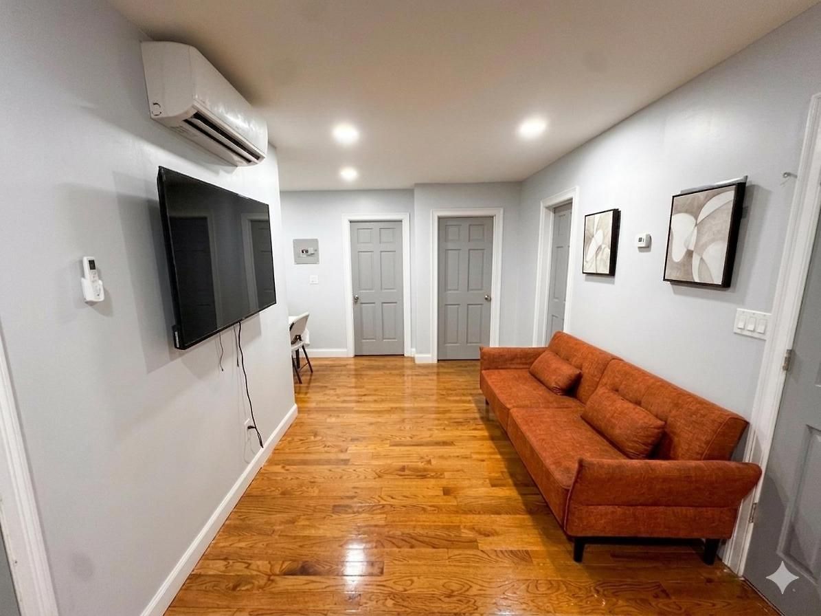 Liberty House Guest house *
