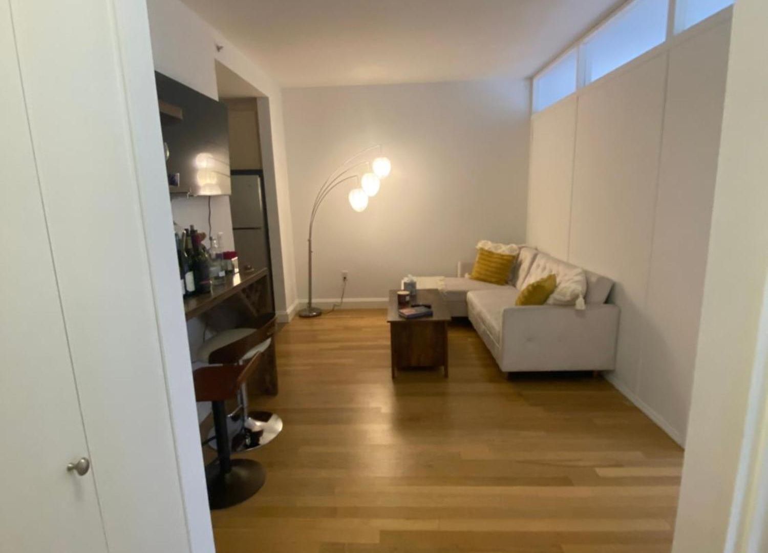 Street Large Private Bedroom ,high Speed Internet -female Only New York