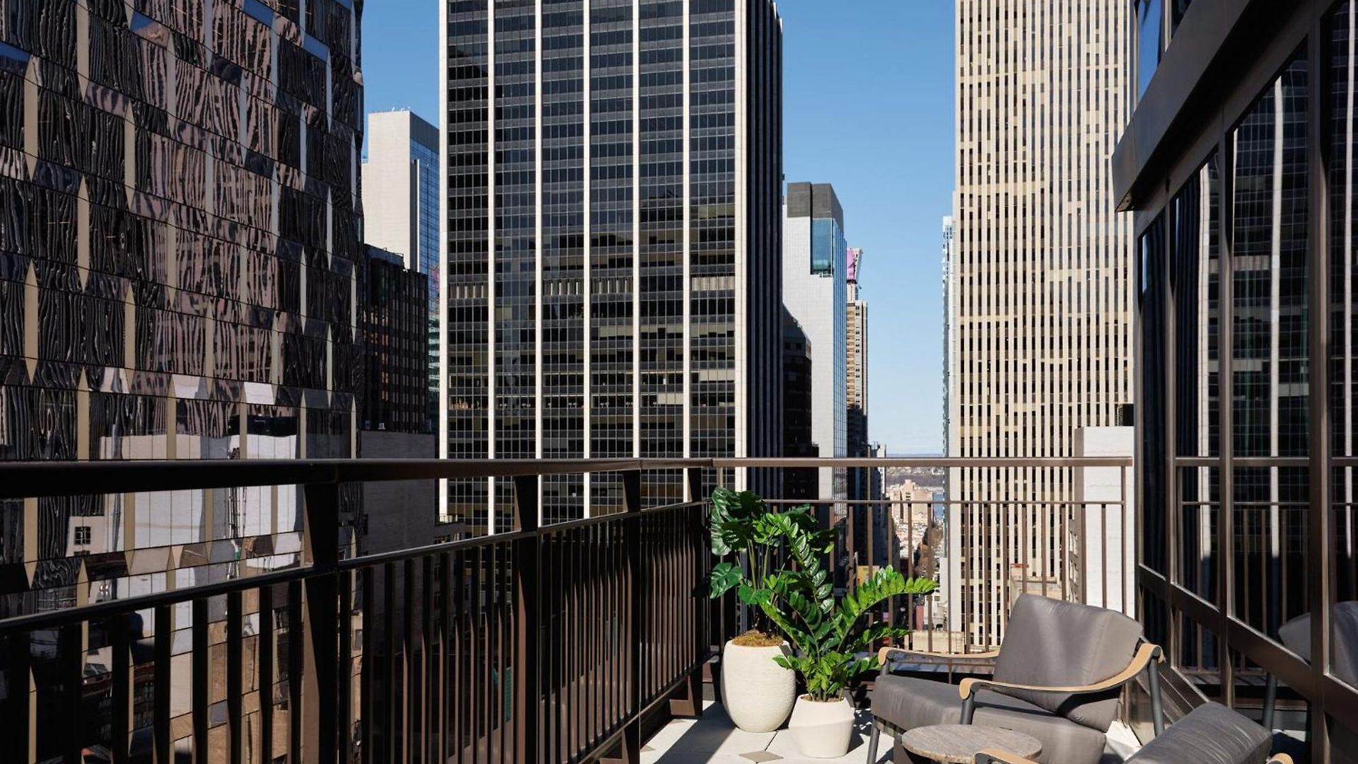 Hotel Kimpton Era Midtown By Ihg 4*