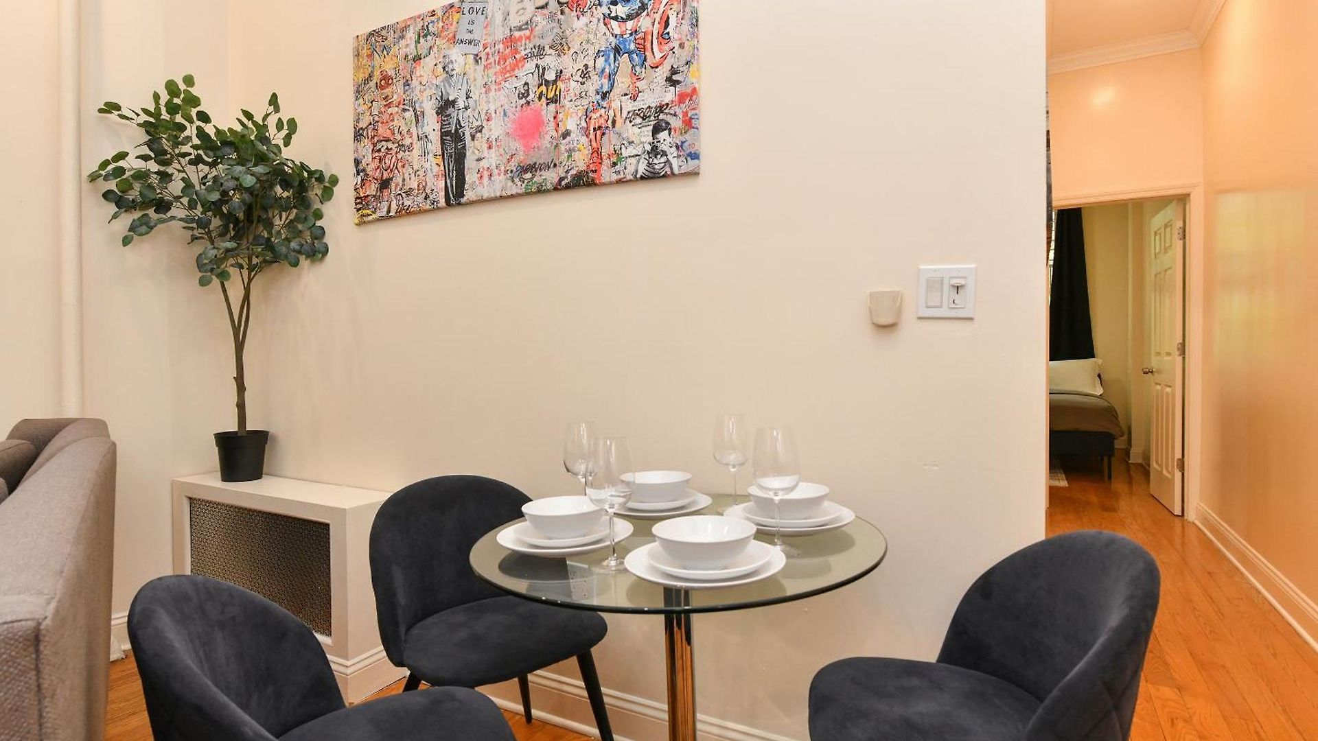 Stylish 2br Retreat North Of Park Aparthotel New York