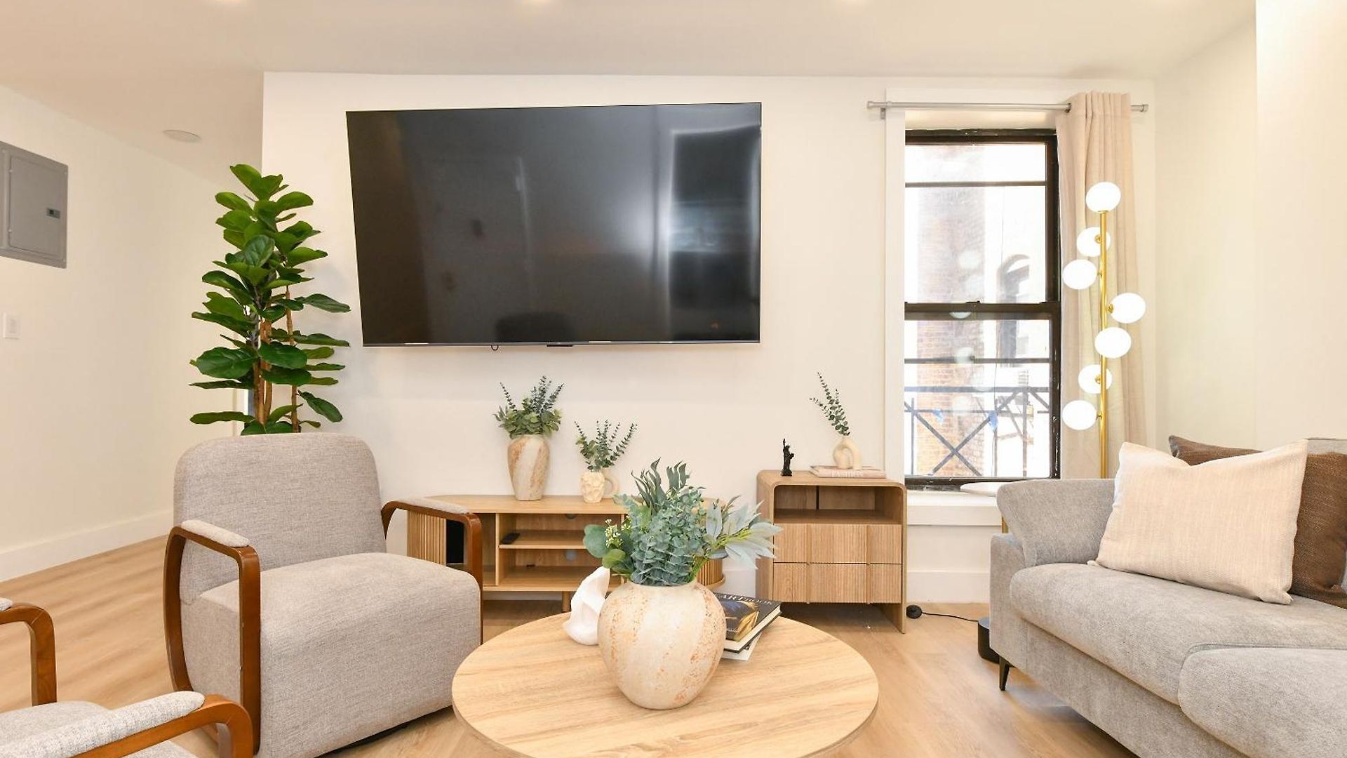 Aparthotel Chic 4br Stay-steps Away From Park New York