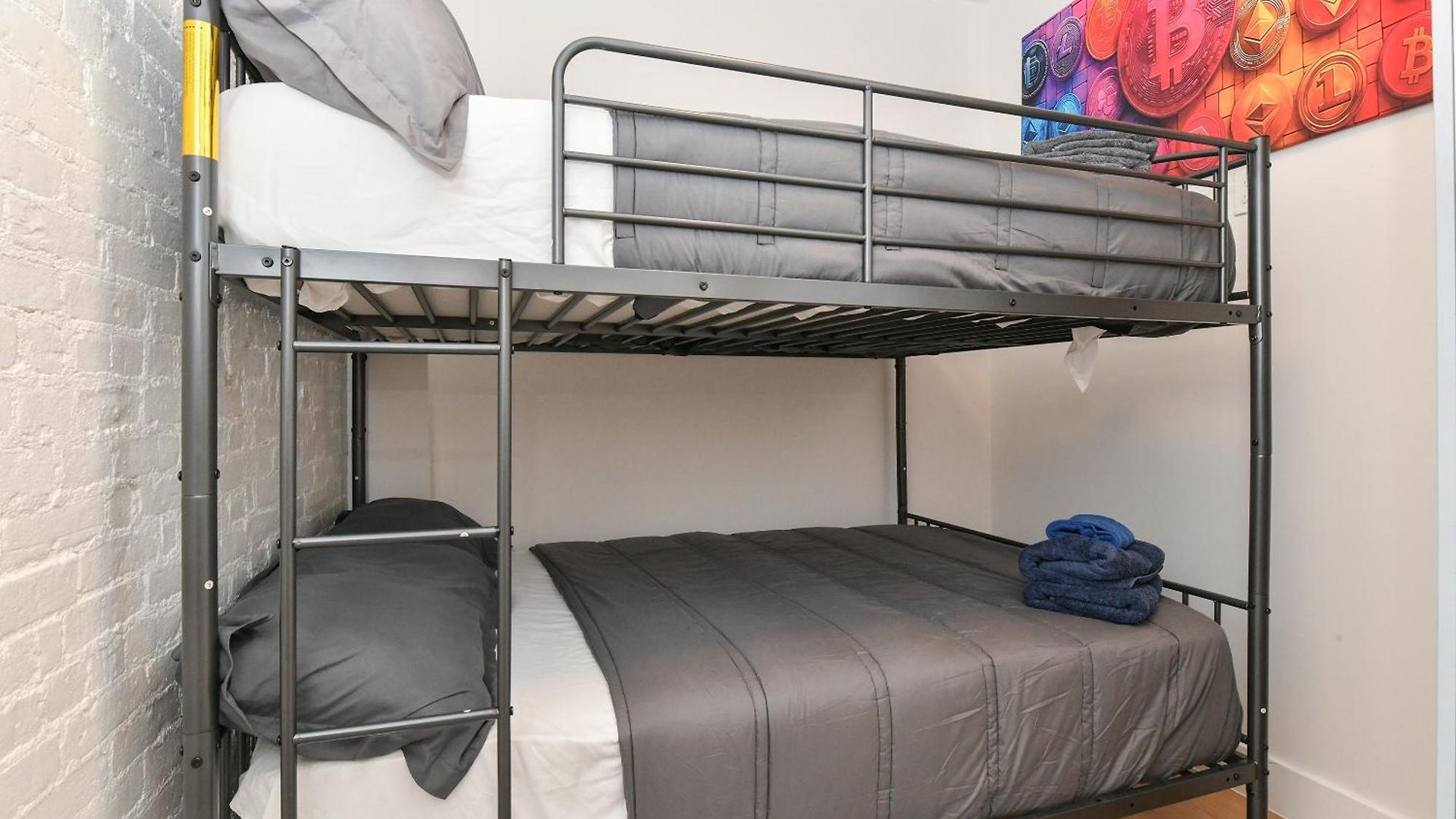Aparthotel Chic 2br Stay-steps From Park