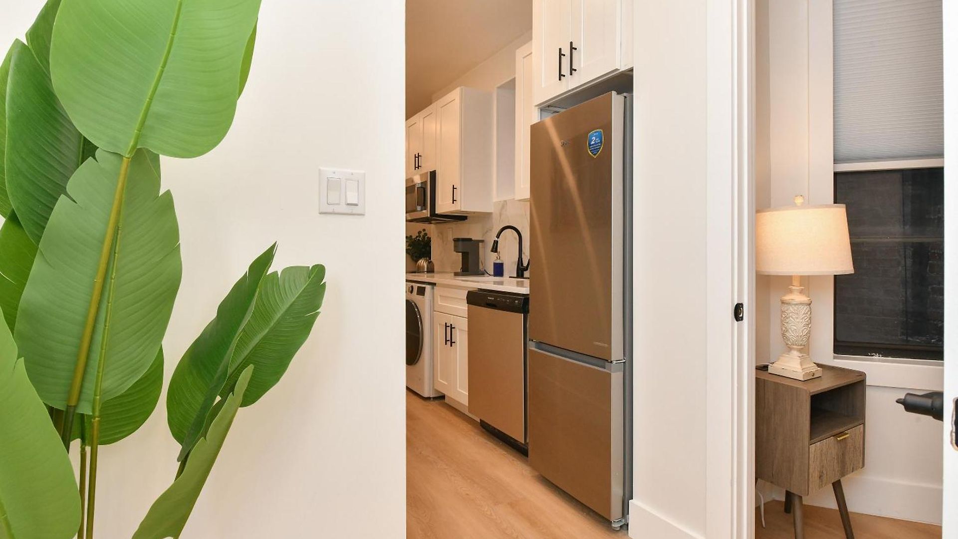 Chic 2br Stay-steps From Park New York