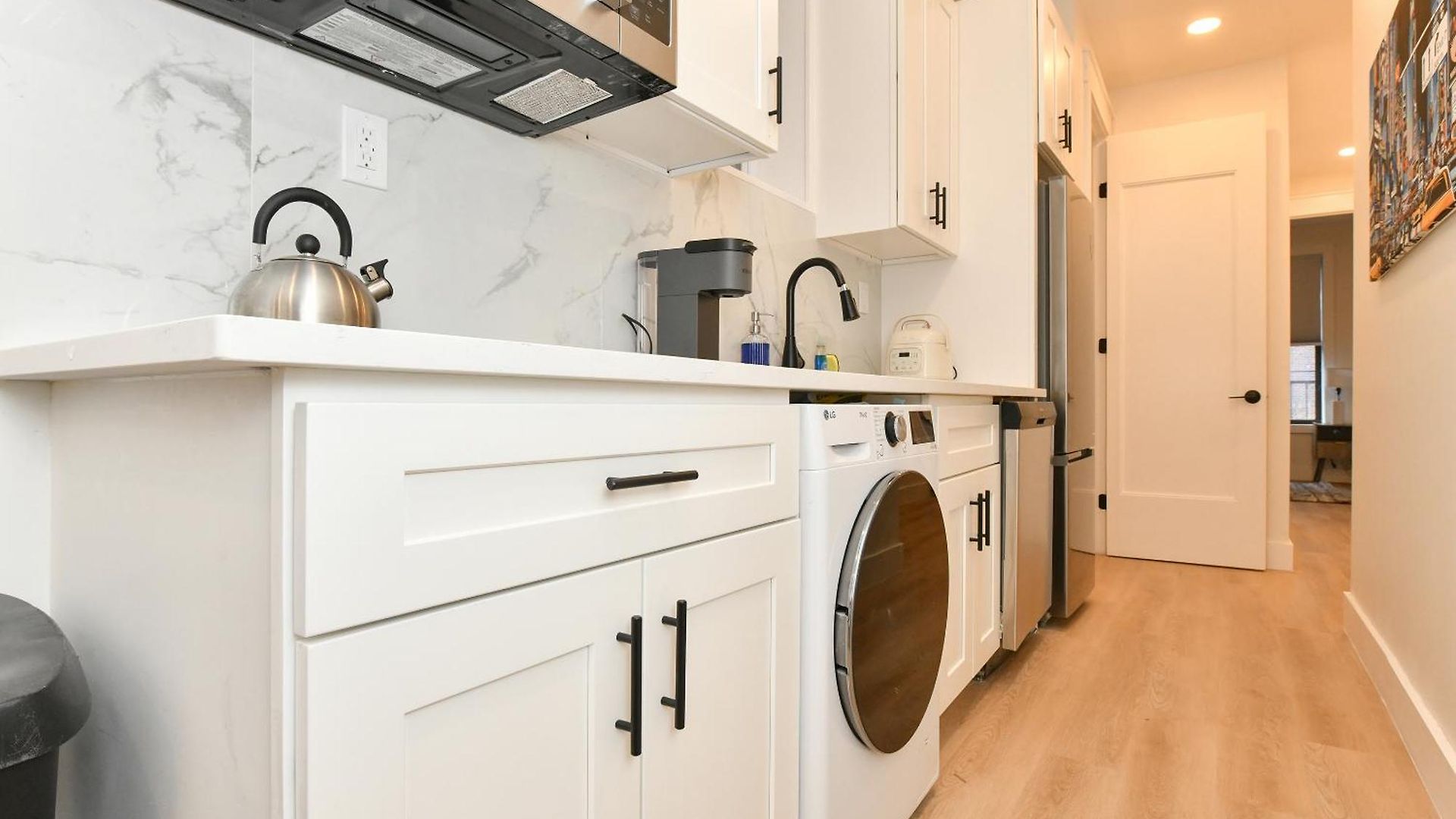 Chic 2br Stay-steps From Park New York