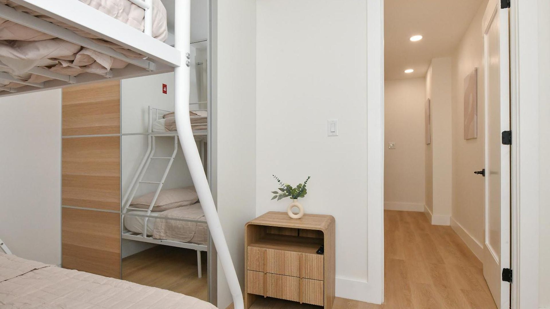 Chic 4br Stay-steps Away From Park New York