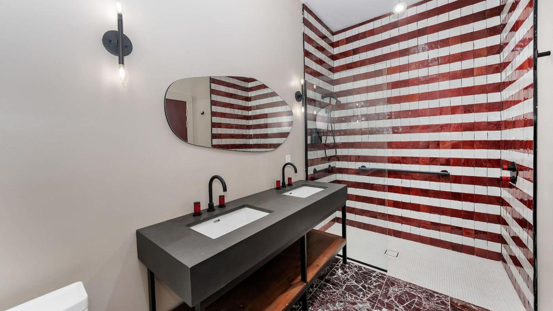 The Landmark By Rove Travel - Townhome With Roof Deck * New York