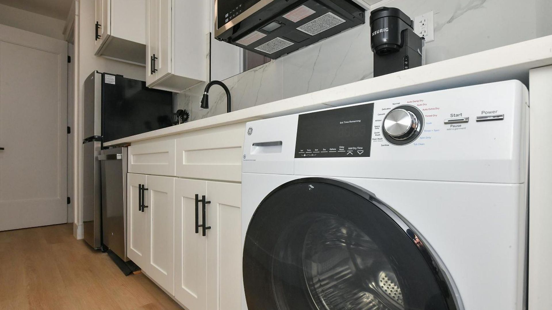 Chic 4br Stay-steps Away From Park